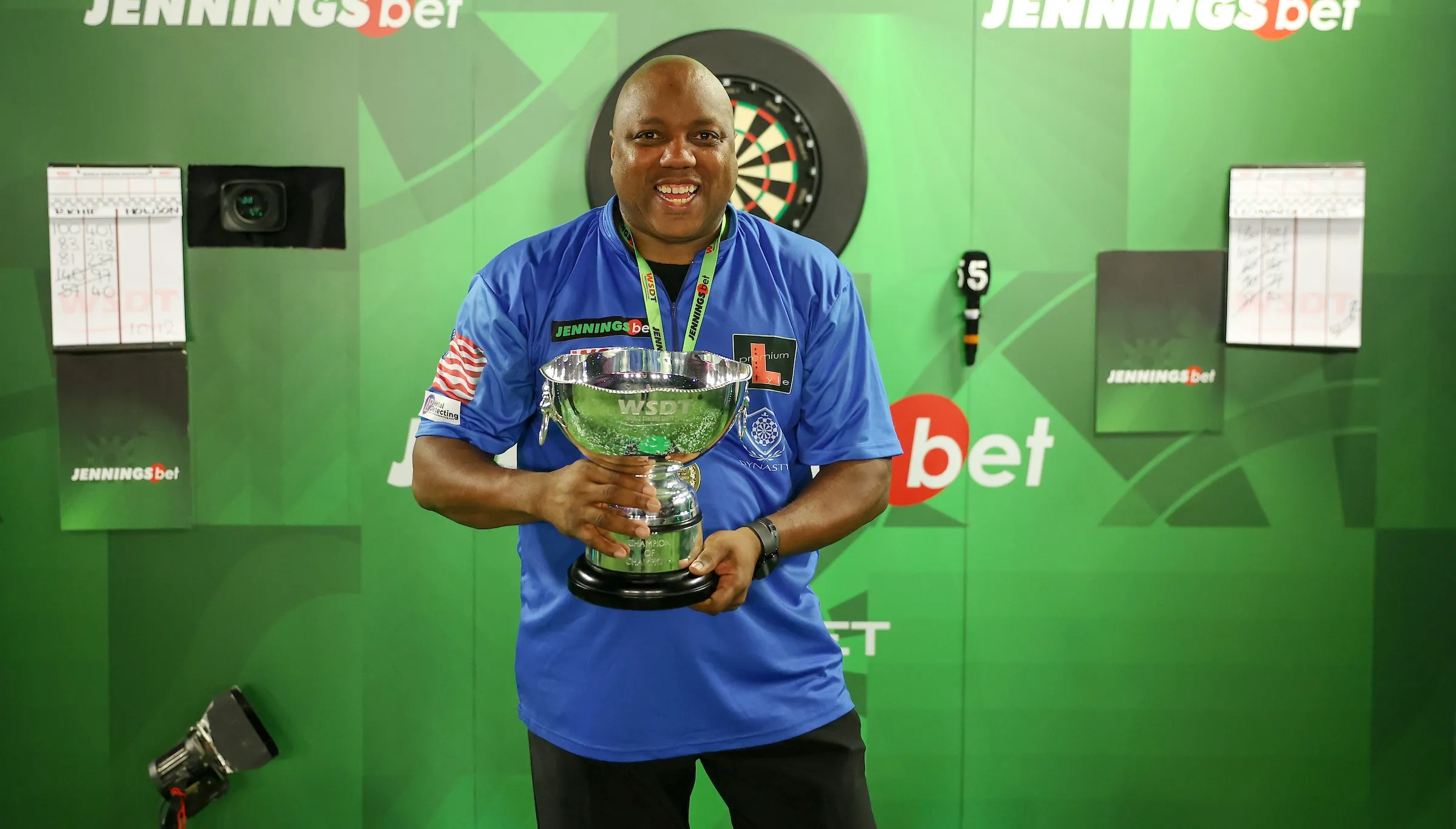 Gates beeindruckt weiter auf der World Seniors Darts Tour: "Wer mich schlagen will, muss wirklich gut spielen"