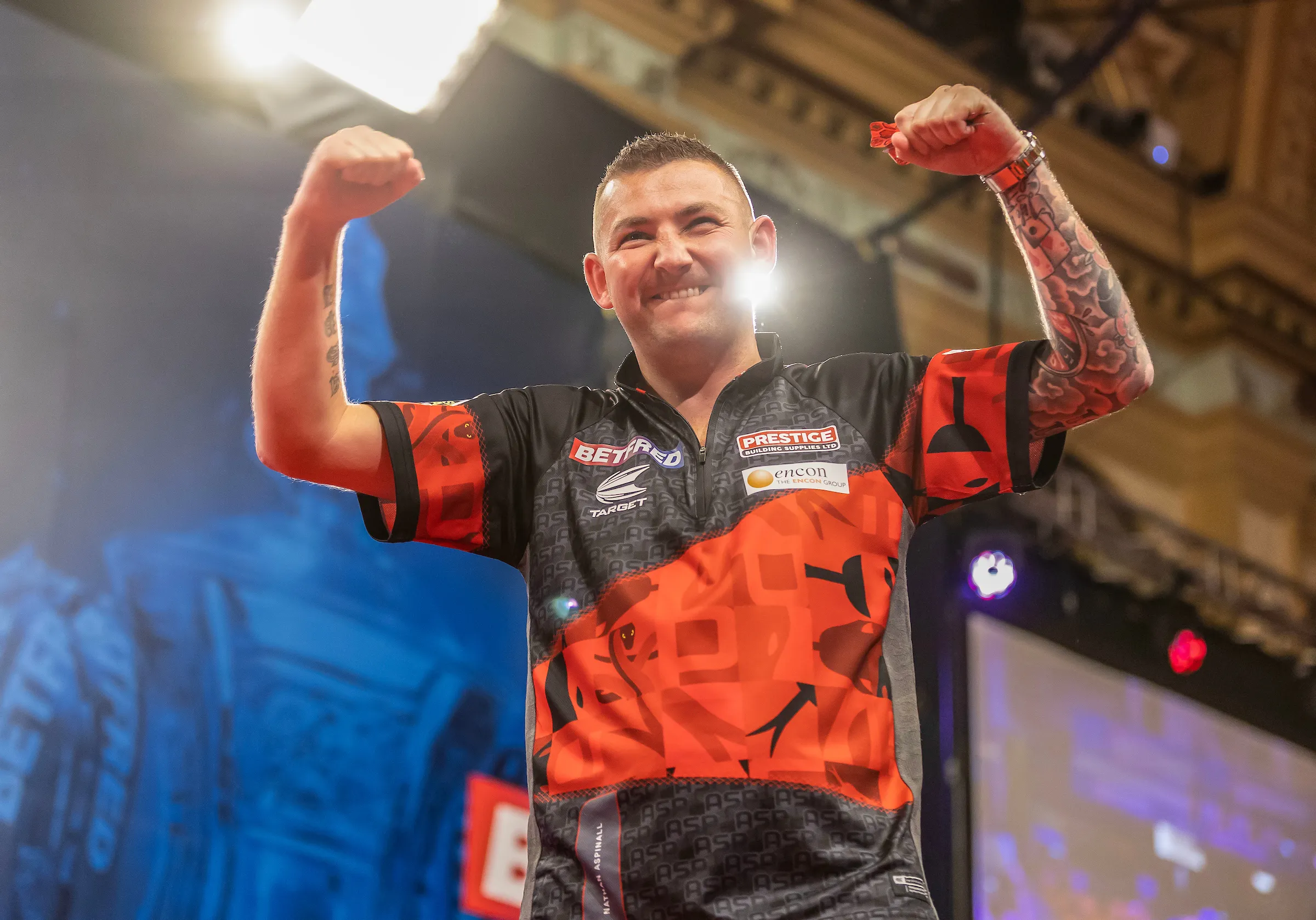 Aspinall zieht mit großem Sieg über Cullen ins erste World Matchplay-Finale ein