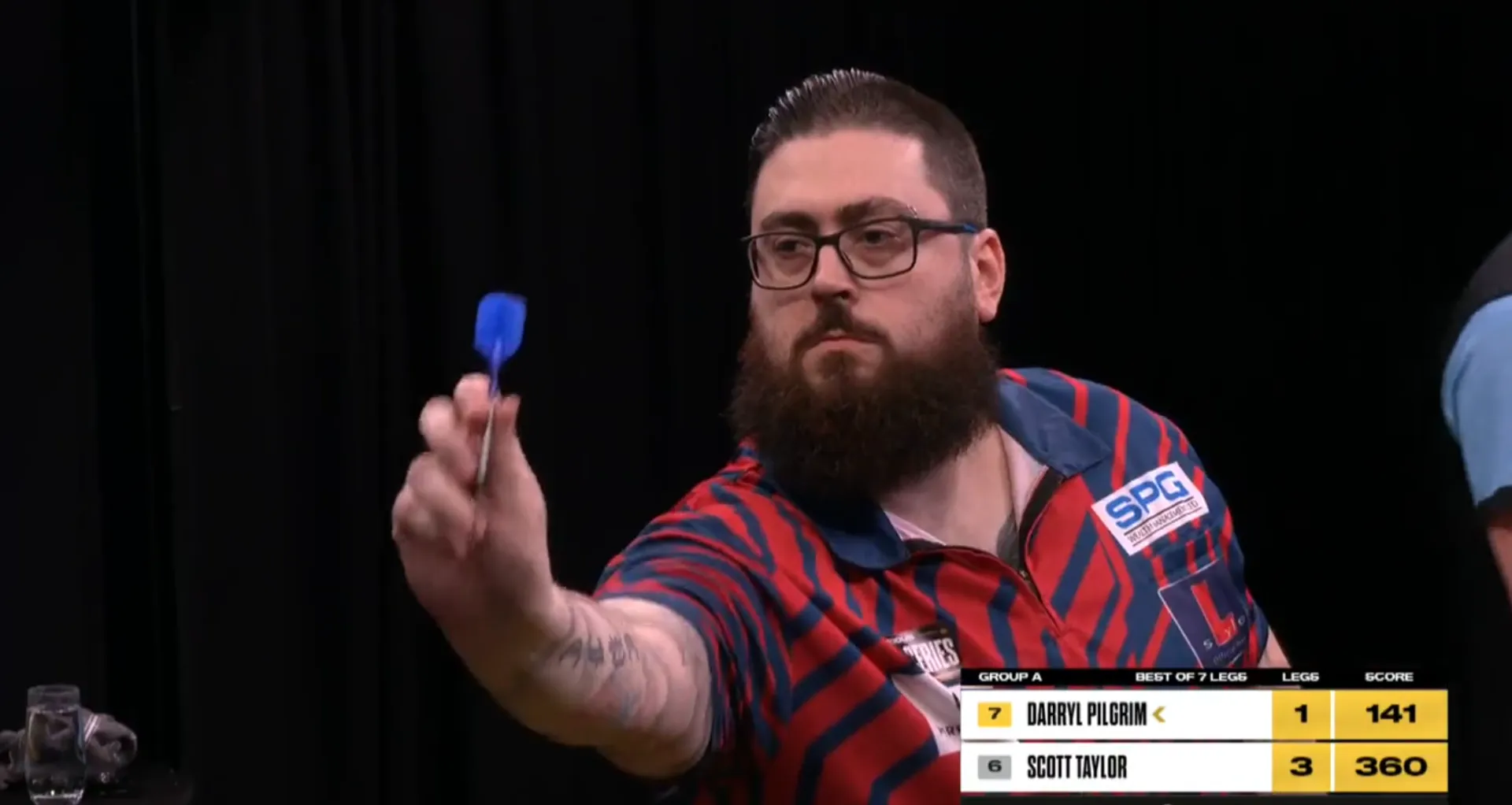 VIDEO: Darter Darryl Pilgrim wirft 9-Darter und Averages von fast 119 und 123 in der MODUS Super Series
