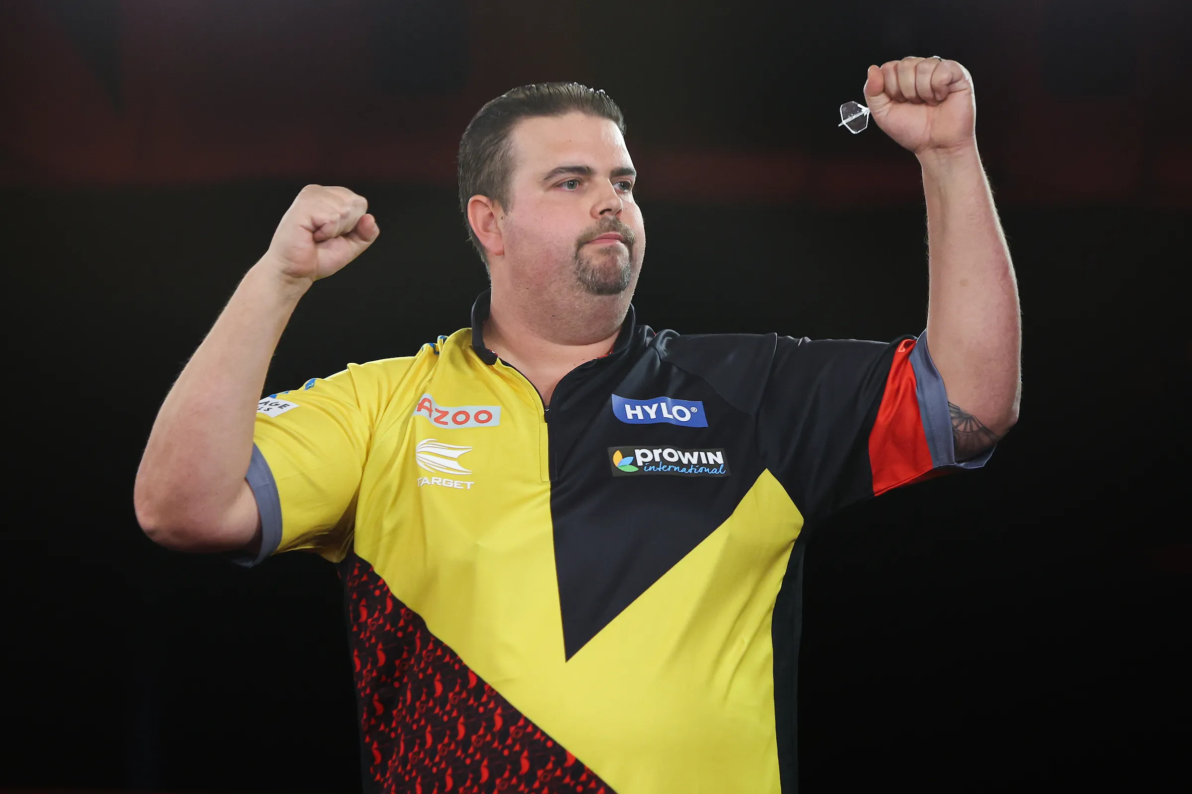 Gabriel Clemens zieht mit Sieg über Niels Zonneveld in das Viertelfinale der Players Championship Finals ein; Michael van Gerwen ebenfalls siegreich