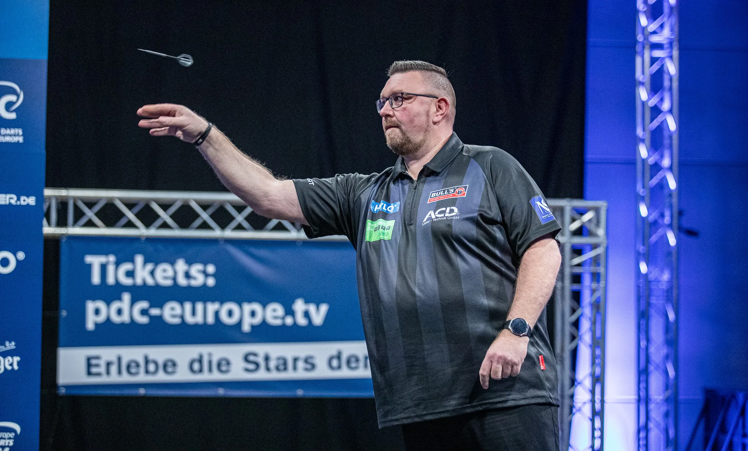 Dragutin zieht auf Kosten von Nico Kurz in das Halbfinale der Europe Super League ein und trifft dort auf Lukas Wenig