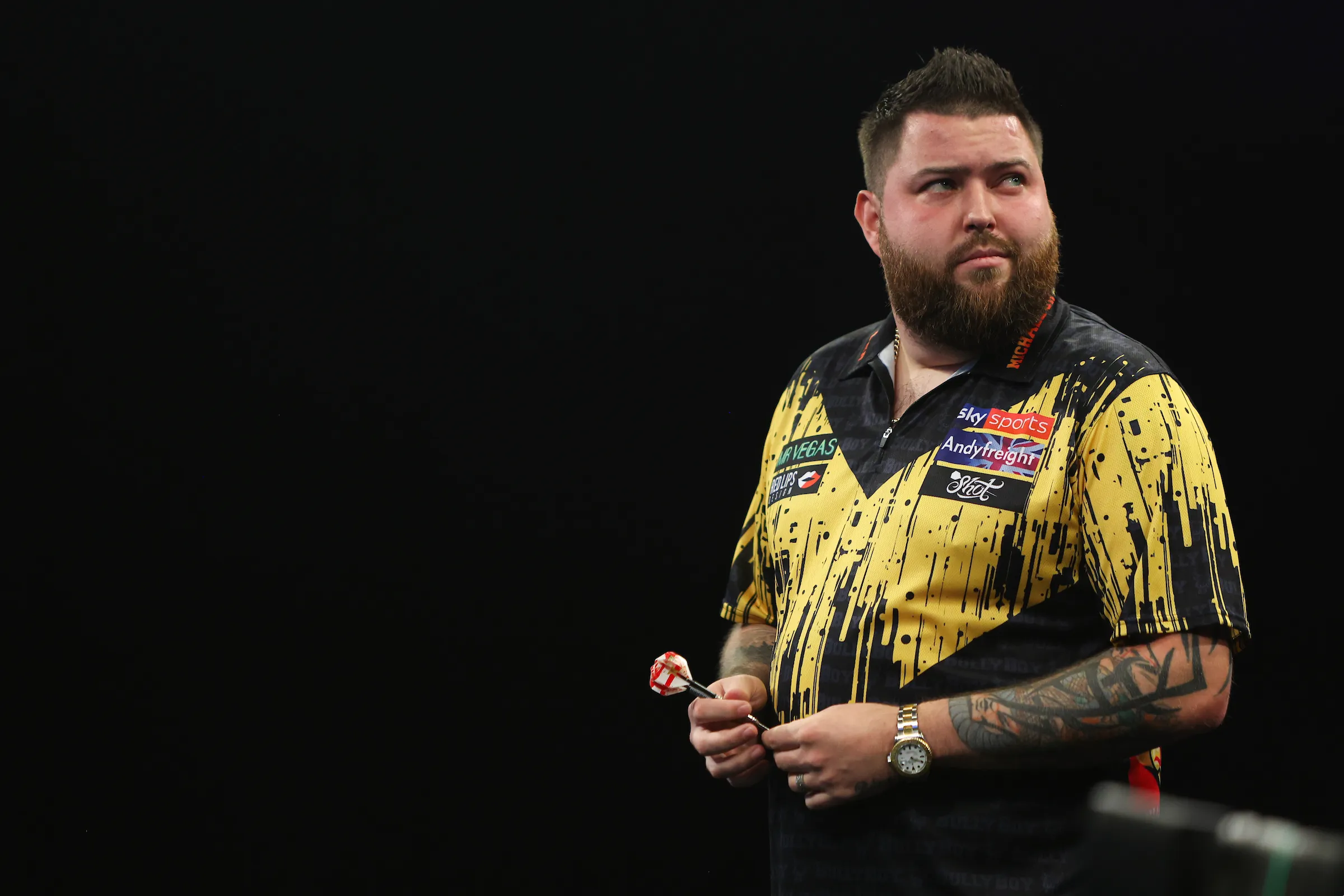 Richard Veenstra sorgt mit Sieg über Weltmeister Michael Smith für großes Aufsehen; Gary Anderson besiegt Steve Beaton