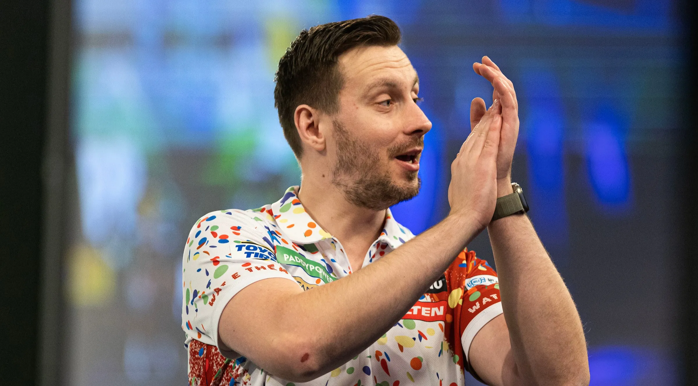Florian Hempel macht sich Einzug ins Halbfinale der Players Championship 17 unnötig schwer, besiegt aber Ryan Searle dennoch