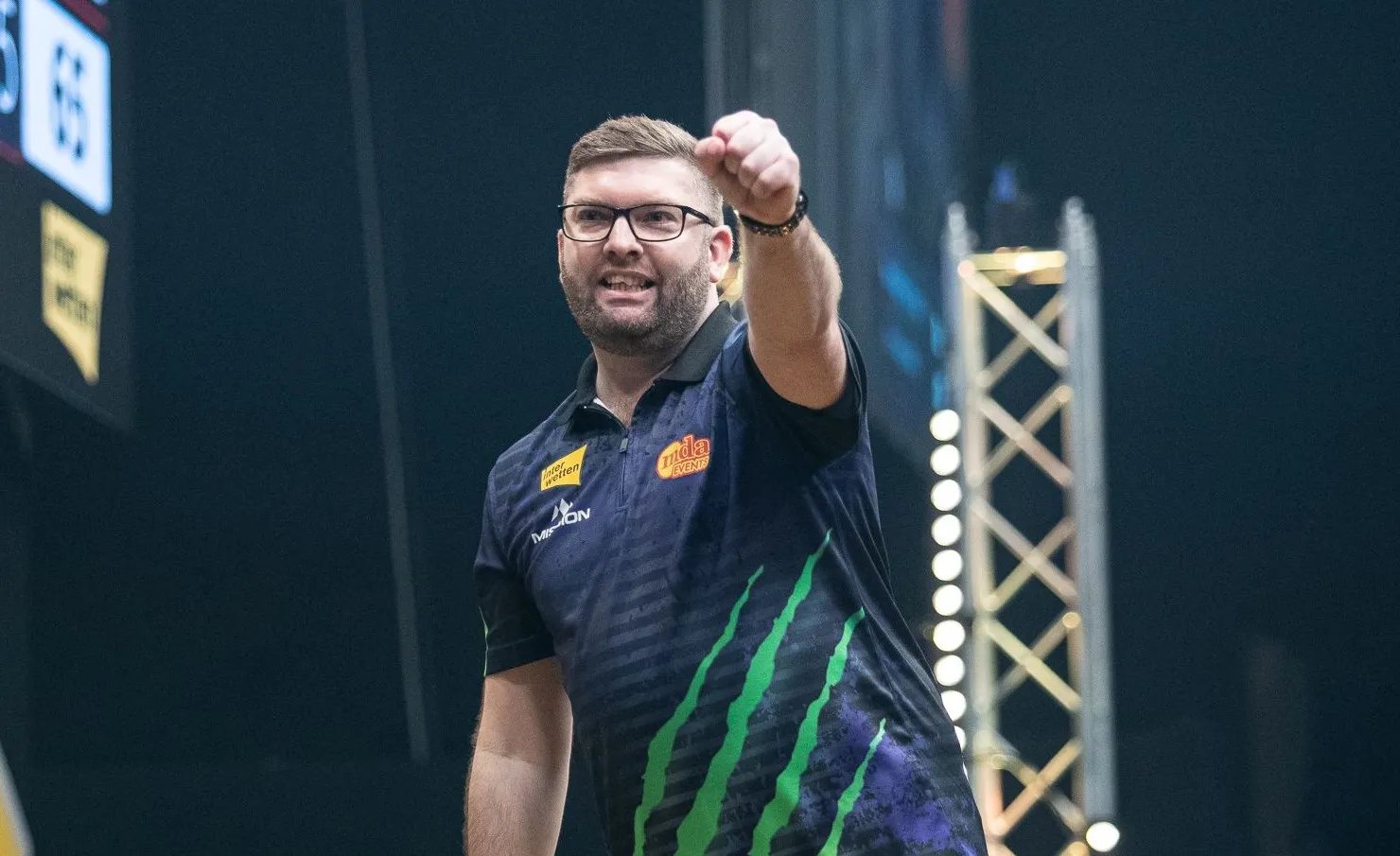 Lee Evans darf sich bei der Darts-WM auf ein Duell gegen den Top-Favoriten einstellen