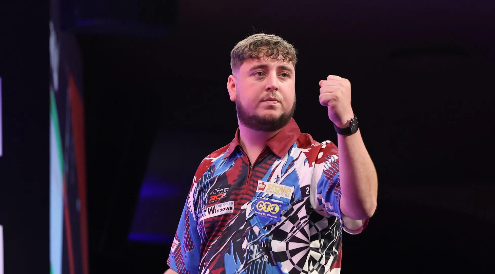Reece Colley sichert sich den Herren-Titel bei den WDF World Open mit einem 170er-Finish zum Matchgewinn