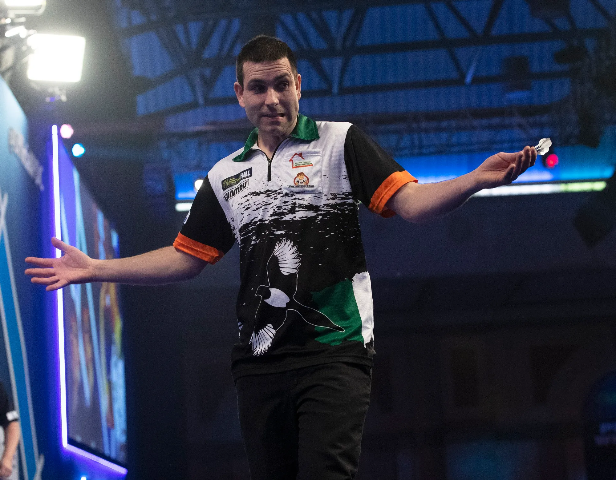 William O'Connor zieht mit einem klaren Sieg über Bhav Patel in die zweite Runde ein