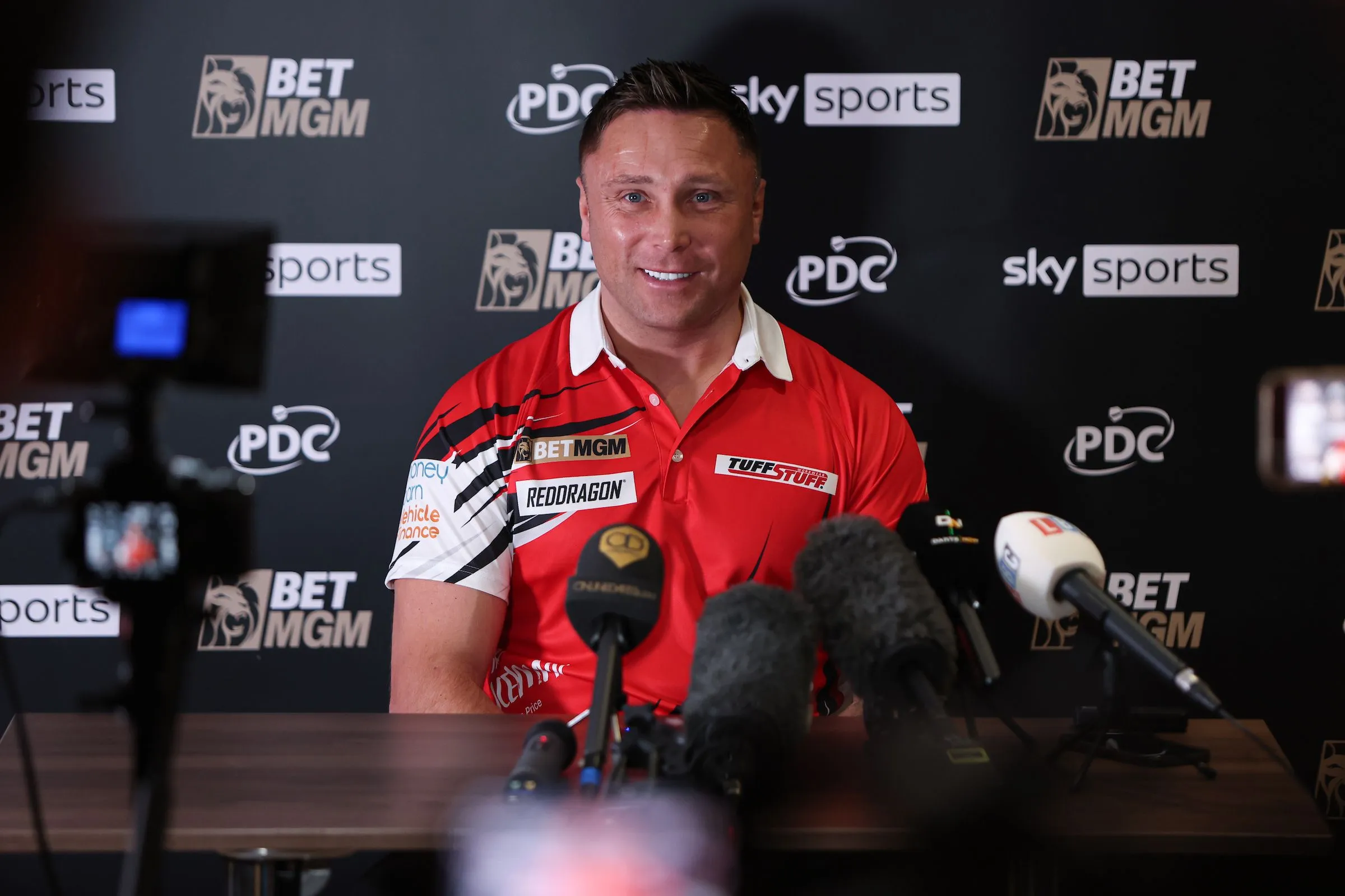 "Ich habe etwa sieben Kilogramm abgenommen und fühle mich wirklich gut" - Gerwyn Price nach spezieller Diät bereit für Premier League Darts