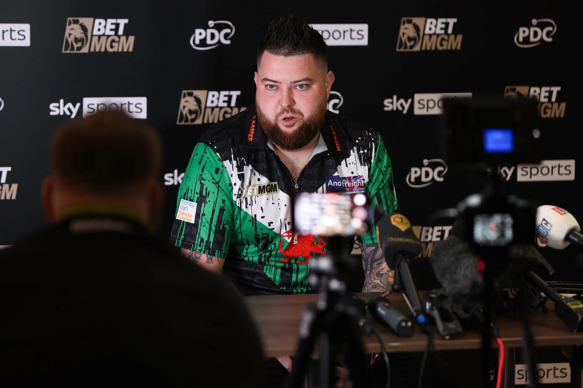 Michael Smith träumt von seinem ersten Premier League-Titel: "Obwohl dies das stärkste Teilnehmerfeld aller Zeiten sein könnte"