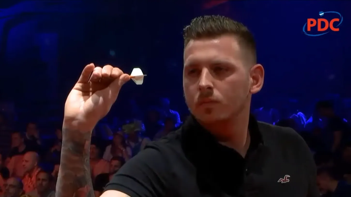 Patrick Tringler gewinnt auf Kosten von Dragutin Horvat erstes Turnier der PDC Europe Next GEN