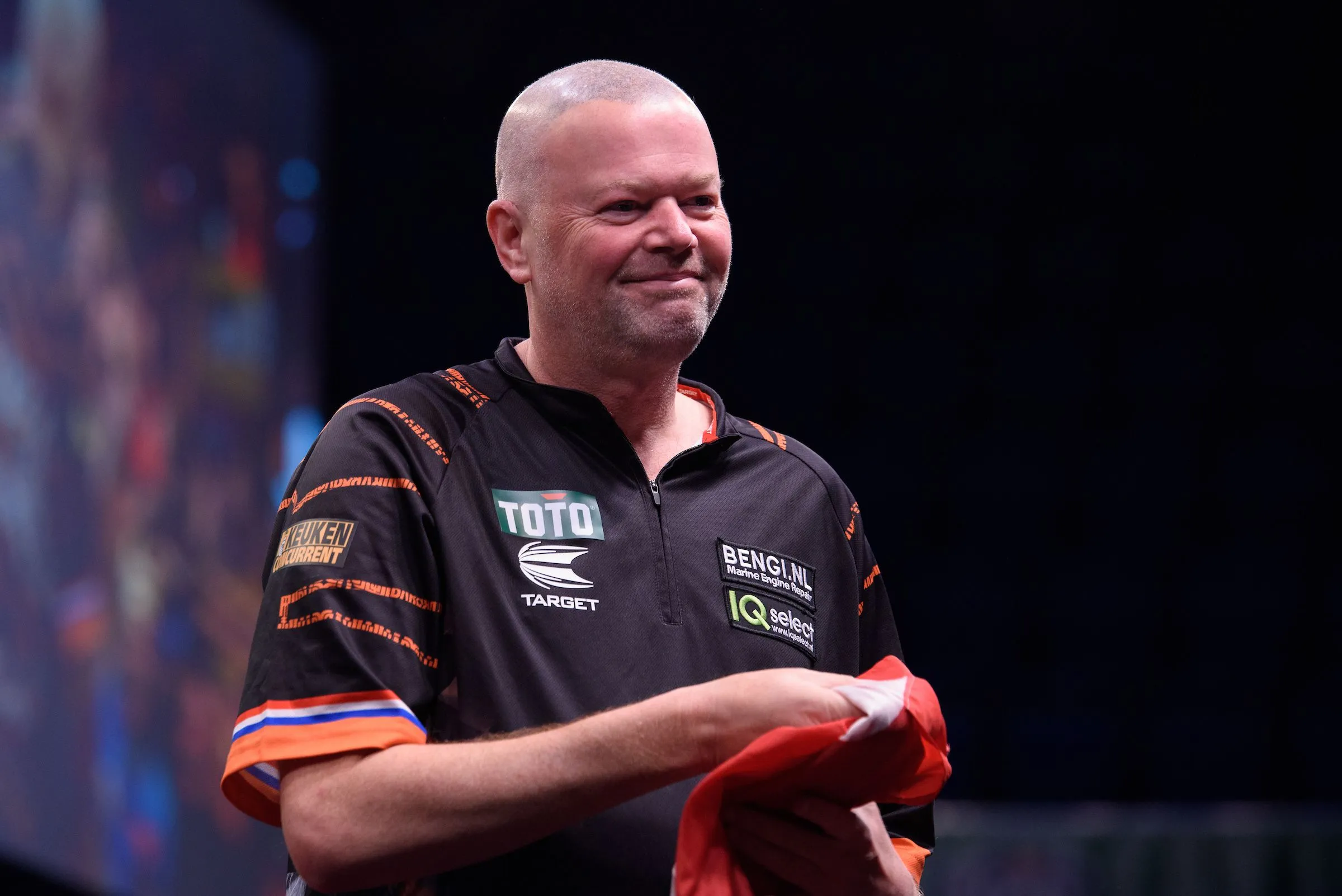 "Wenn er kaum antwortet, bin ich auch ein bisschen fertig" - Raymond van Barneveld hat die Nase voll von Luke Littler