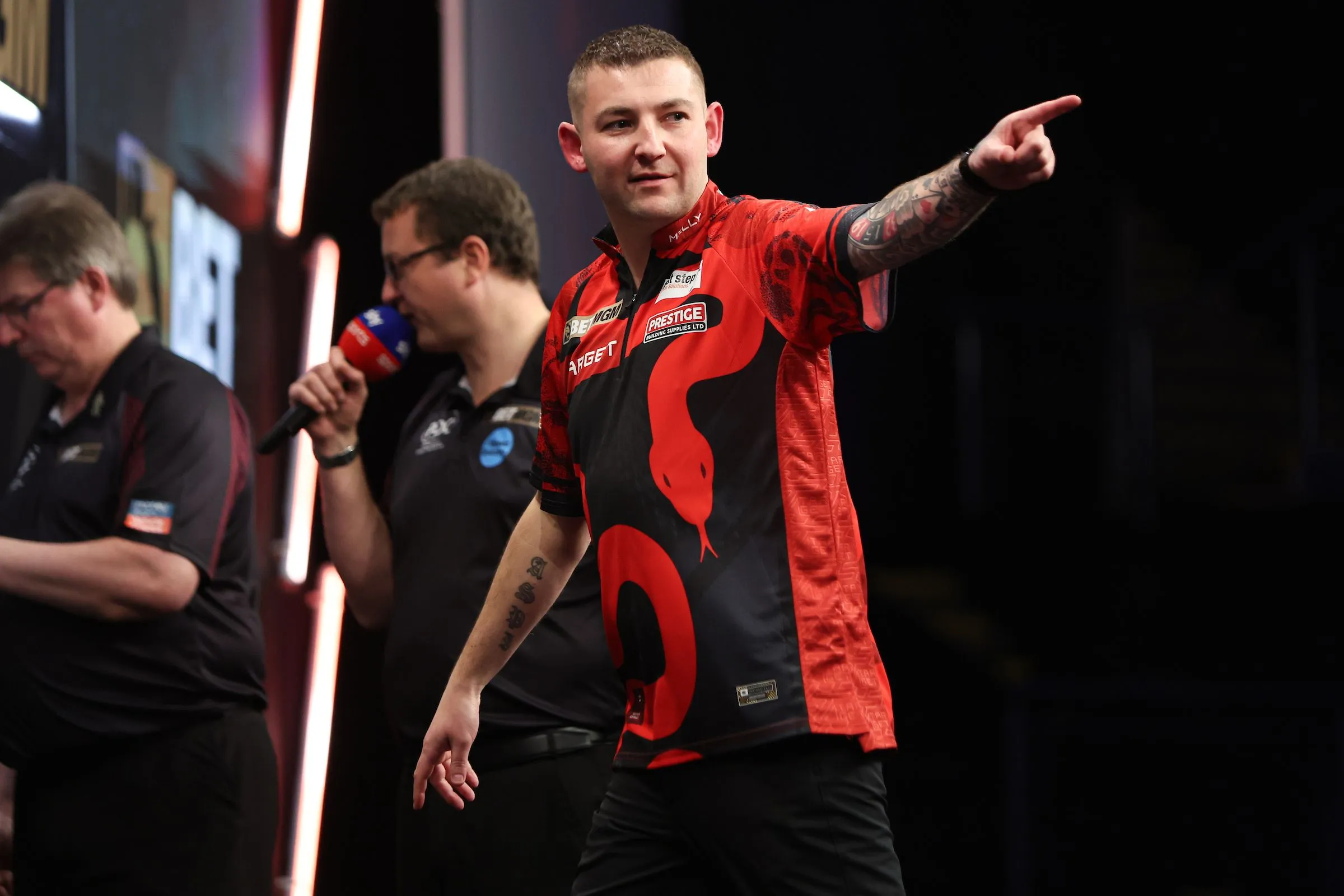 Nathan Aspinall gewinnt wie im Vorjahr den Premier League Darts-Spieltag in Rotterdam