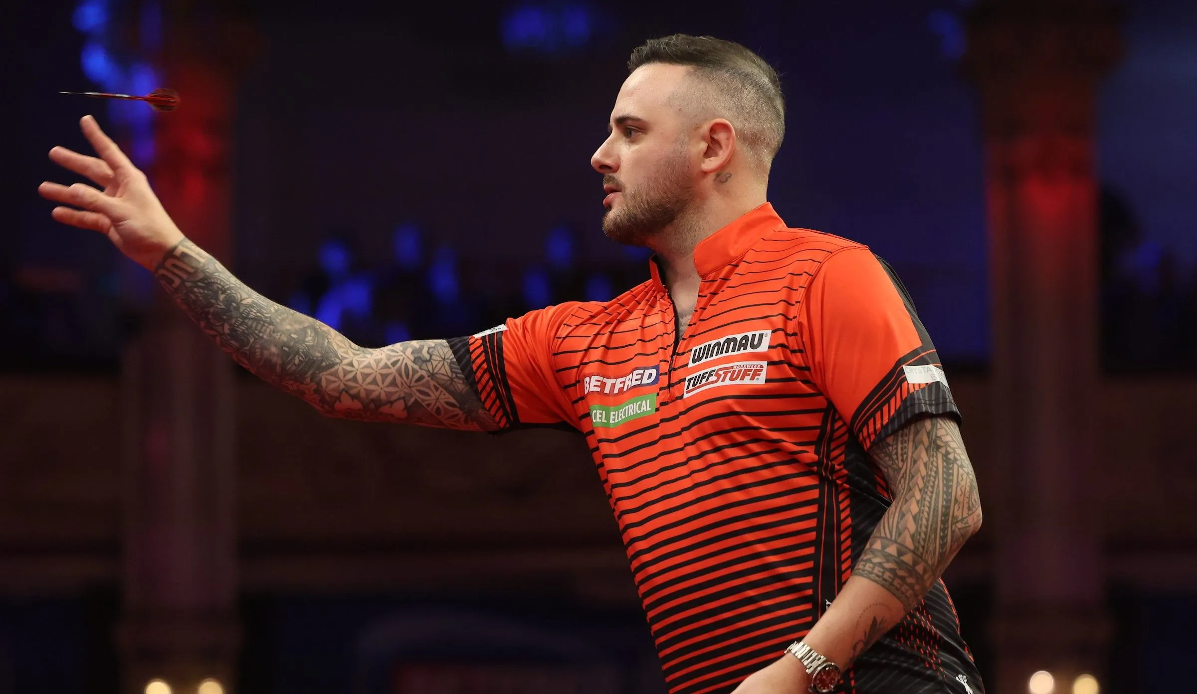 Joe Cullen erreicht nach starkem Spiel die zweite Runde in Blackpool