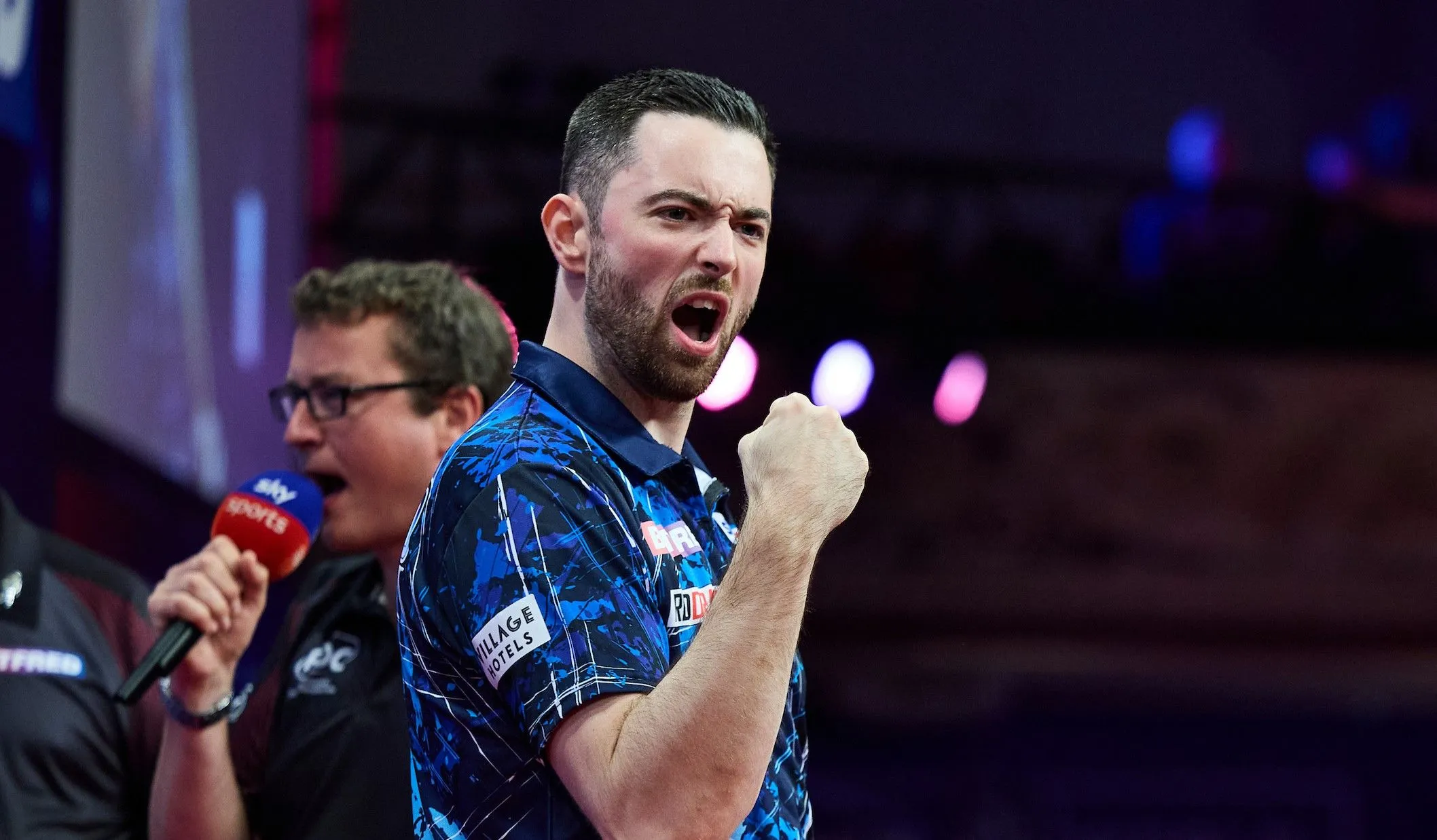 Luke Humphries wirft Dimitri Van den Bergh aus dem World Matchplay