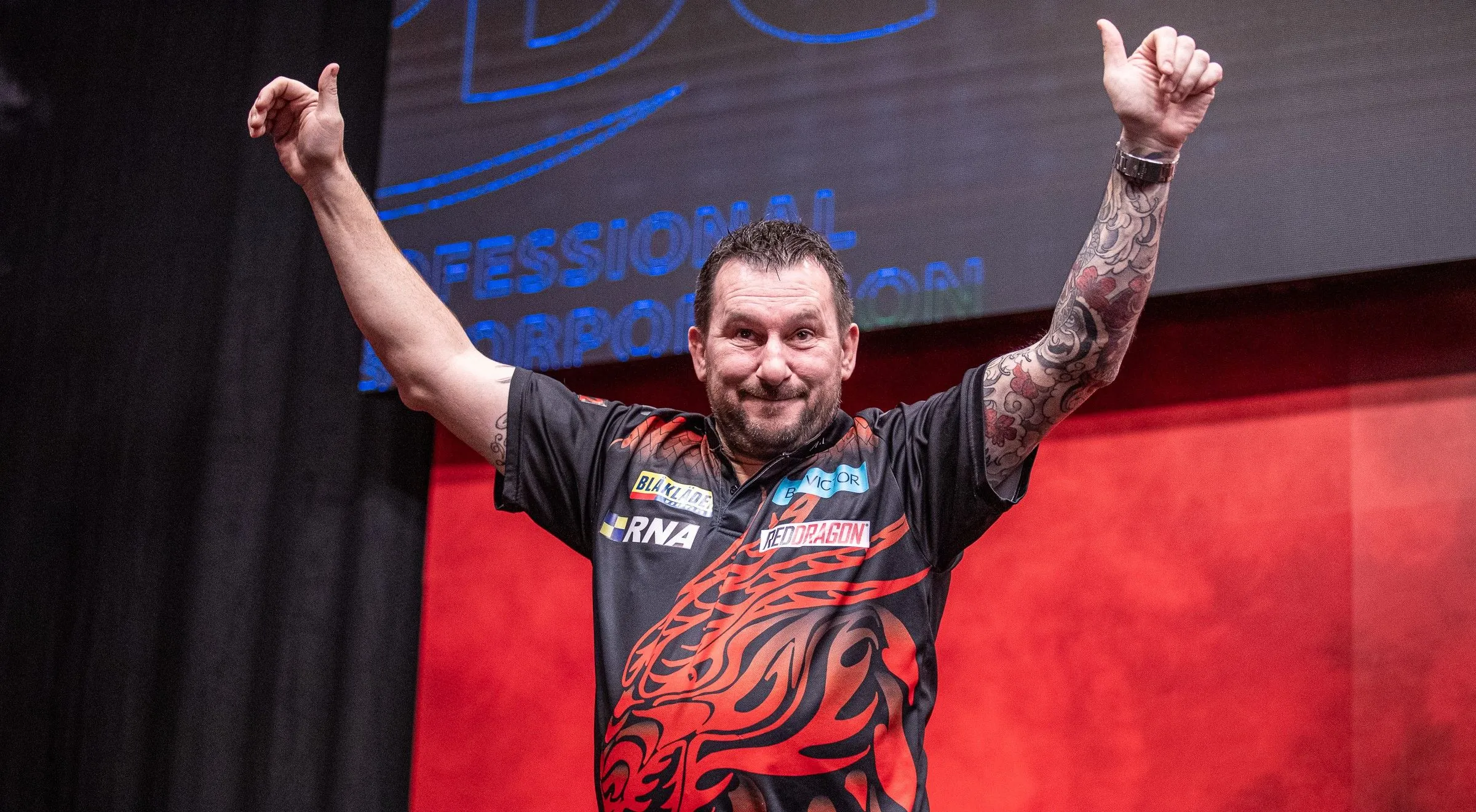 Clayton besiegt Smith; Gilding bei Hungarian Darts Trophy 2024 an Van den Bergh vorbei