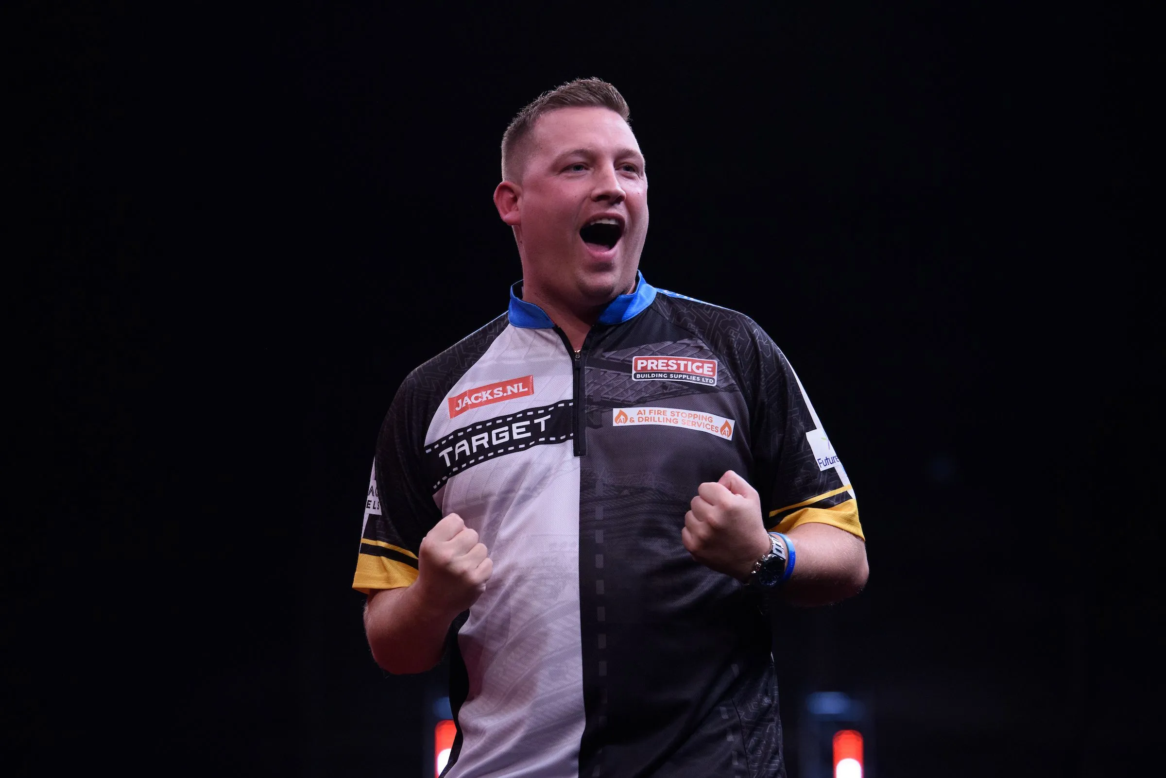 Chris Dobey schnürt den Hattrick und gewinnt Players Championship 25