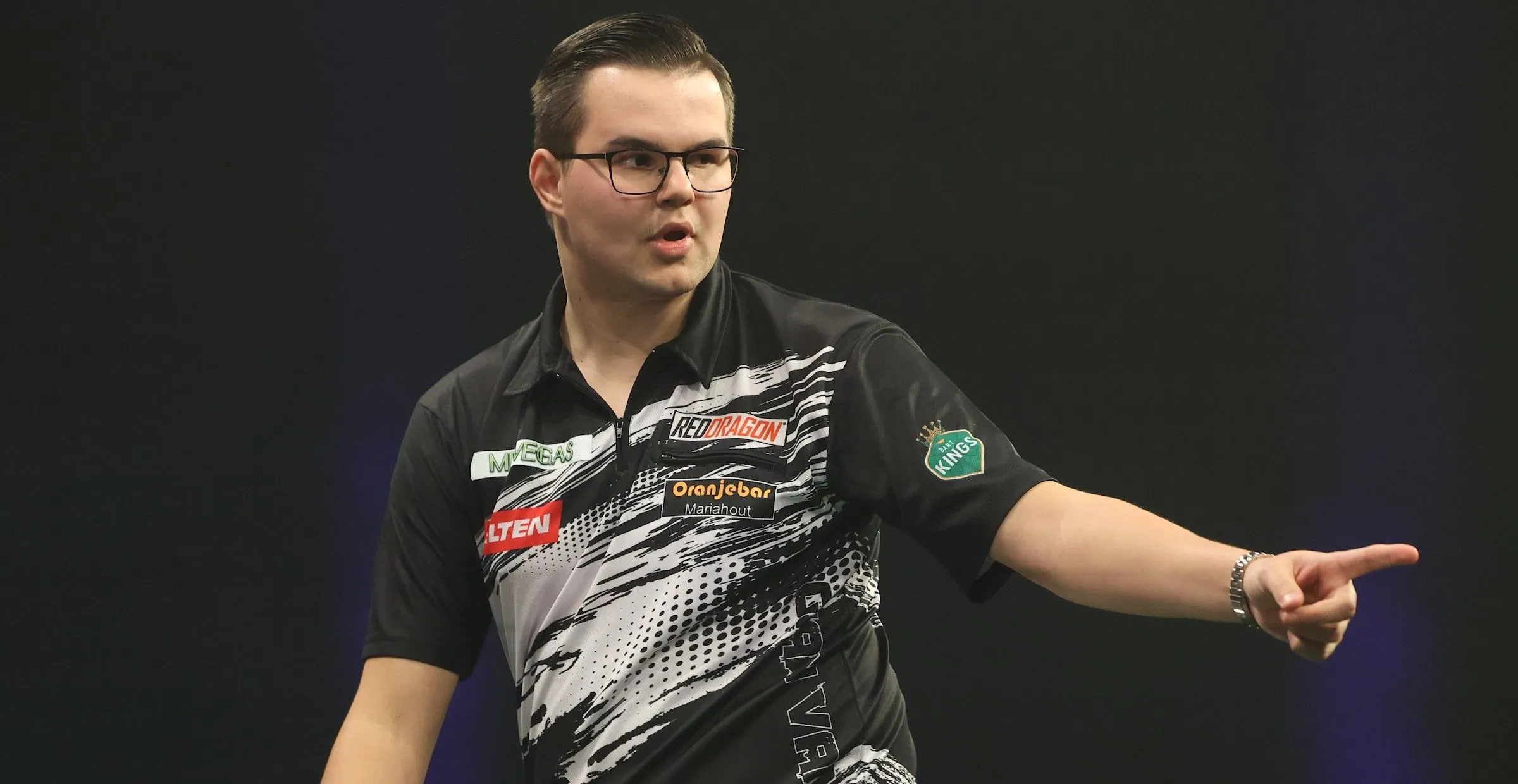 Gian van Veen schlägt Ryan Joyce und steht im Viertelfinale des Grand Slam of Darts