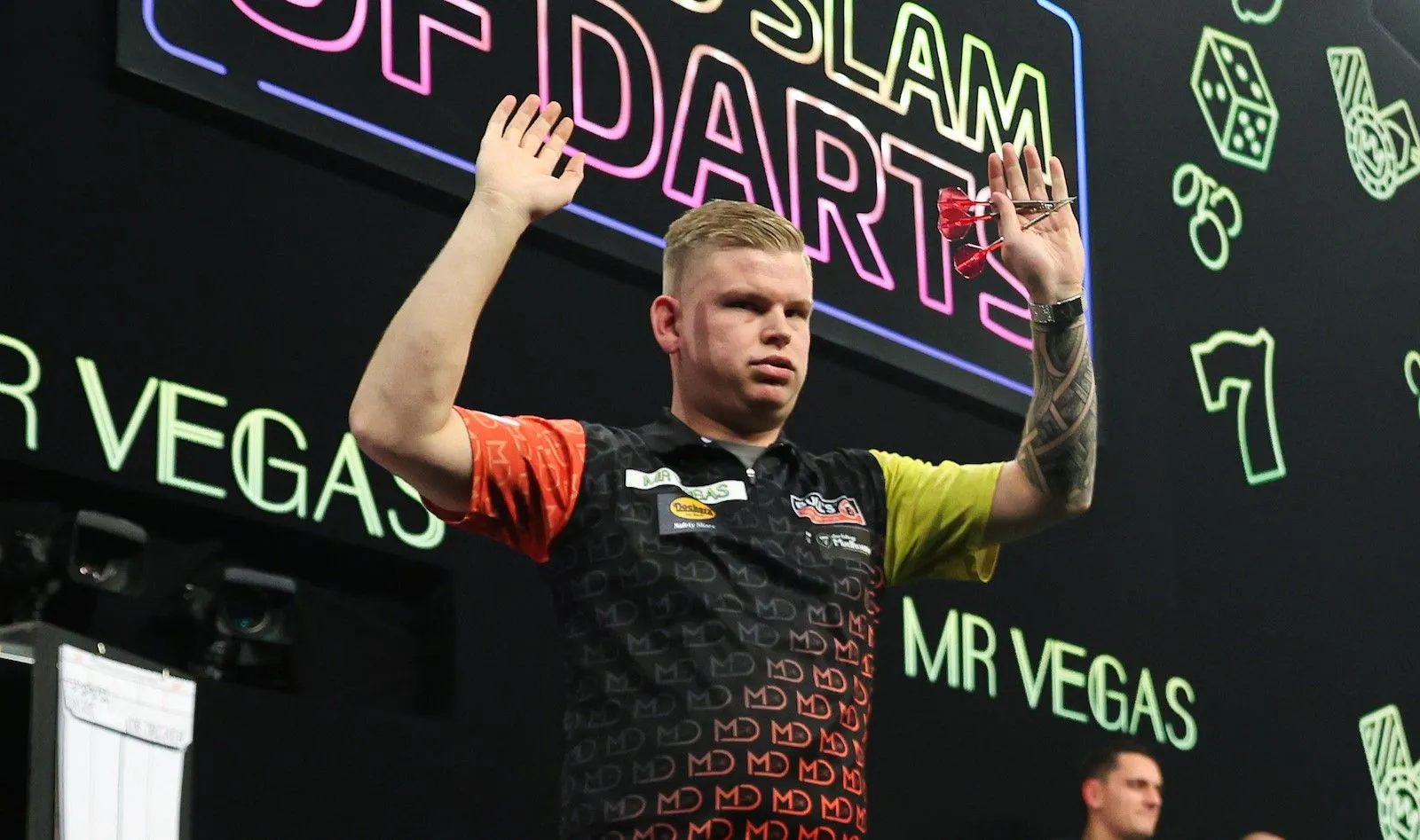 Mike De Decker und Stephen Bunting stehen im Achtelfinale des Grand Slam of Darts 2024; Gruppen-Aus für Smith und Rock