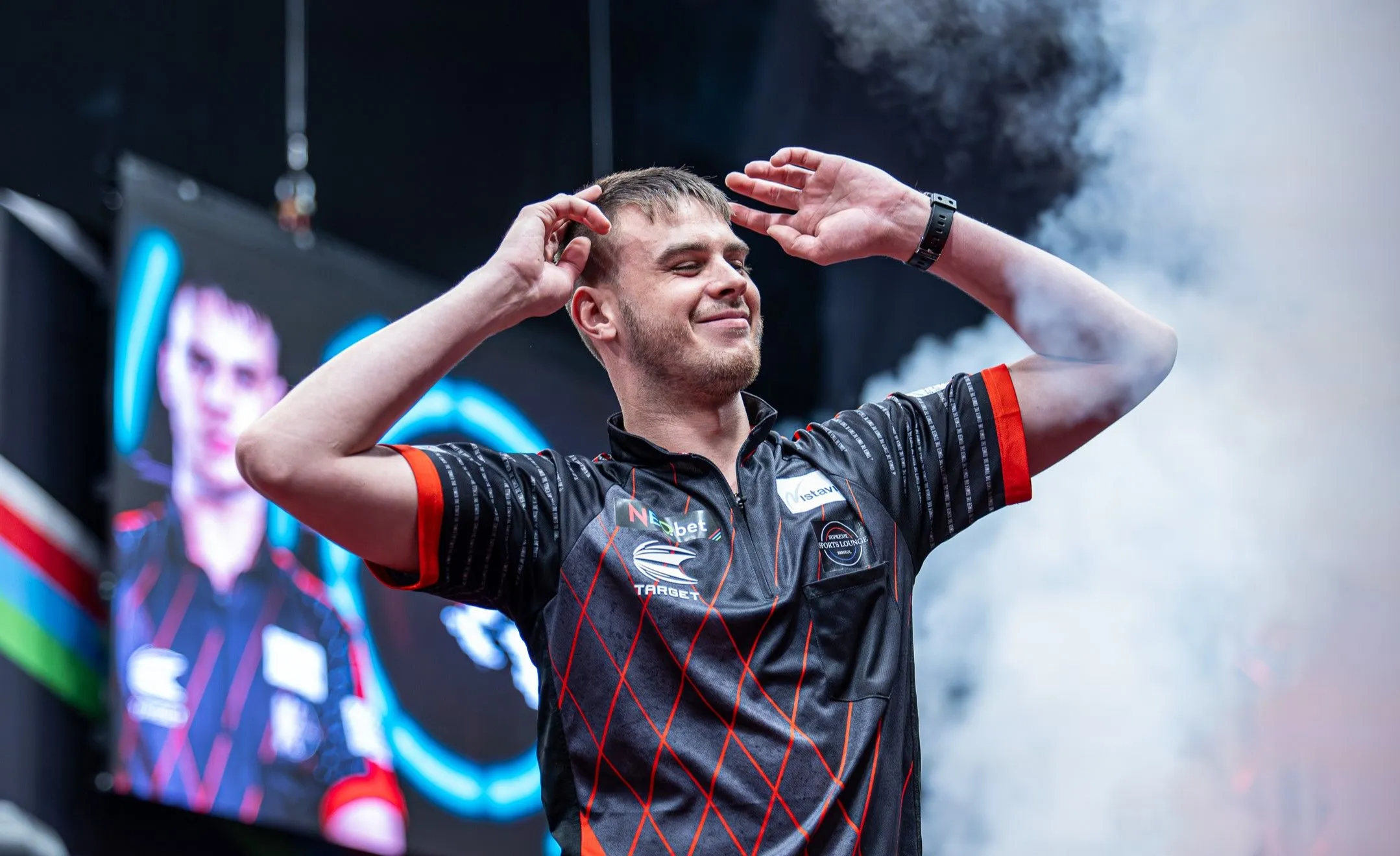 Dom Taylor kann seine Dart-Karriere bei den Winmau World Masters fortsetzen, da sein positiver Dopingtest nur eine kurze Sperre nach sich zieht