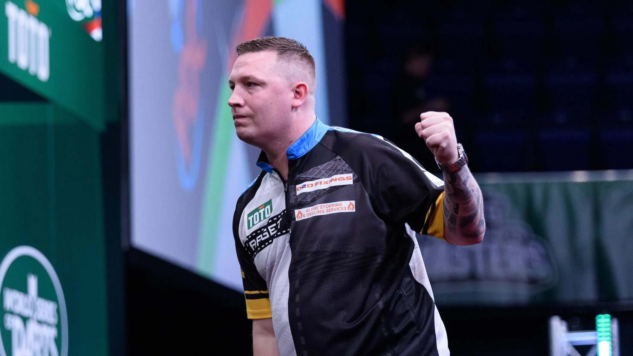 Chris Dobey und Rob Cross starten mit einem Sieg in die Premier League