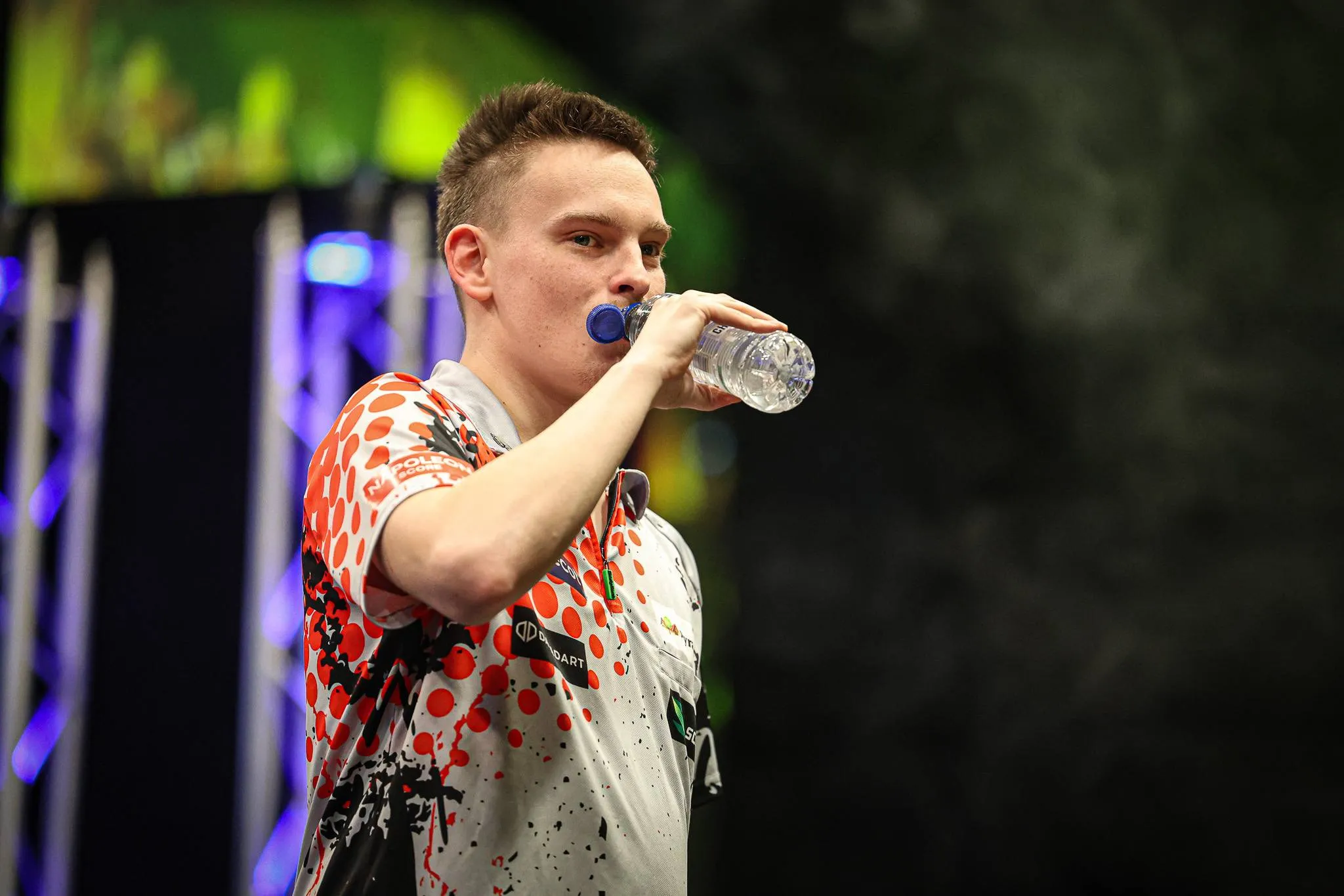 Ricardo Pietreczko überlebt 5 Matchdarts und zieht bei den Belgian Darts Open in die zweite Runde ein
