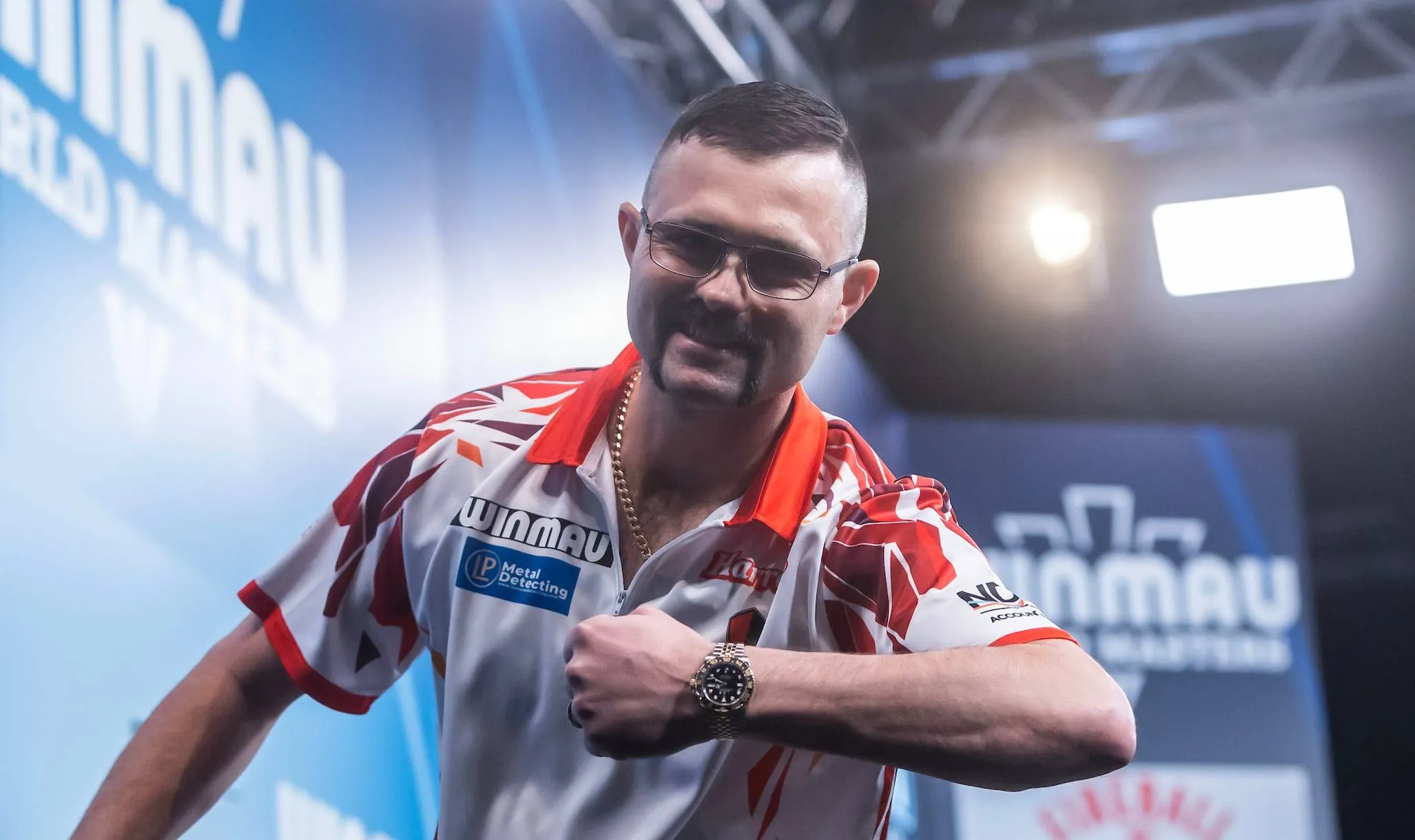 "Mit neuen Pfeilen zum ersten Major-Triumph" - Damon Heta bejubelt ersten Ranglistentitel der Saison