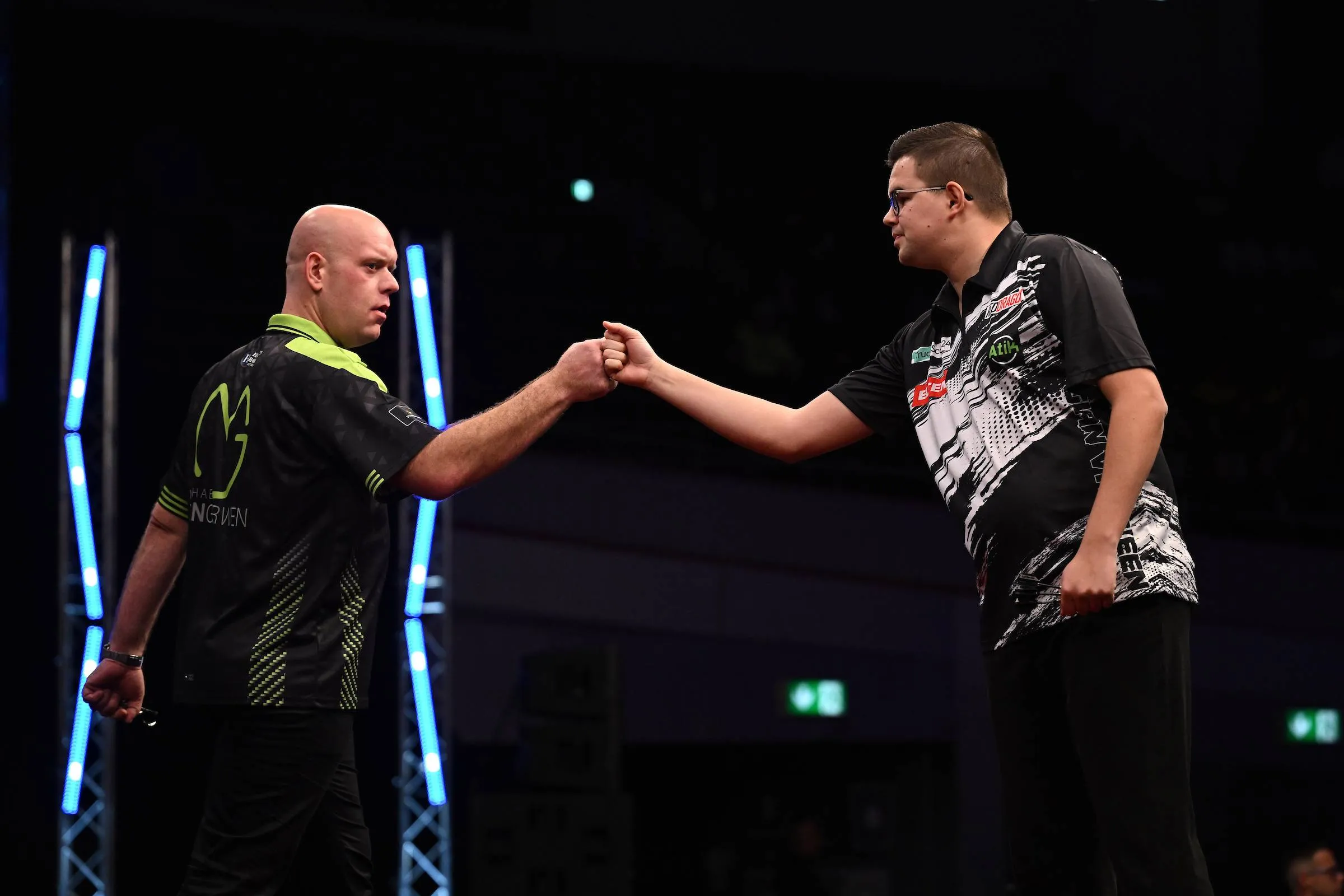 Gian van Veen & Michael van Gerwen (2)