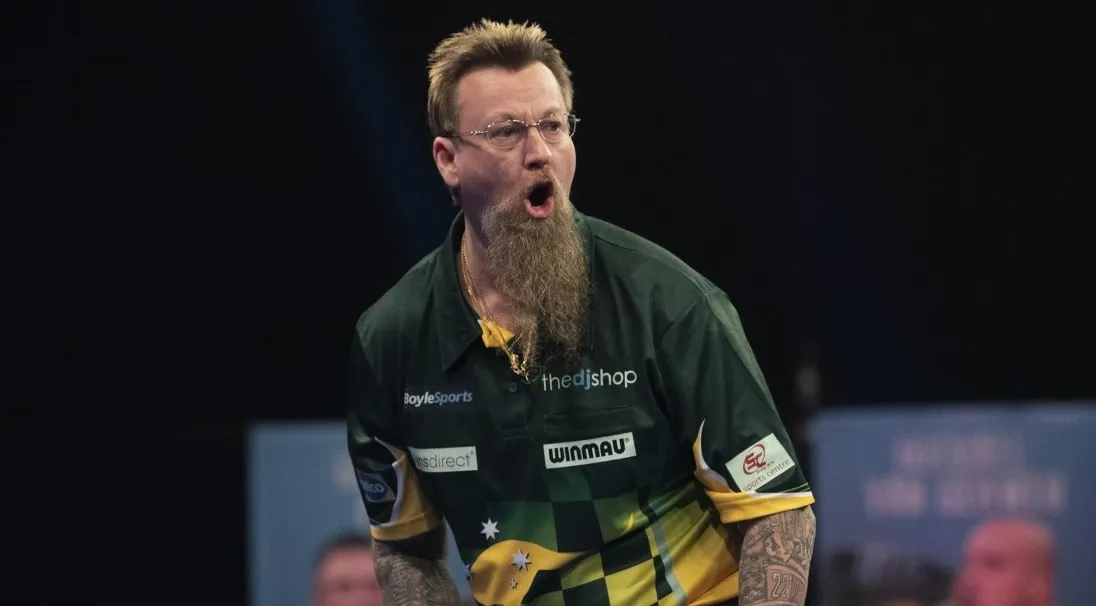 Whitlock verslaat Hunt en treft Van Gerwen of Anderson op Grand Slam of Darts