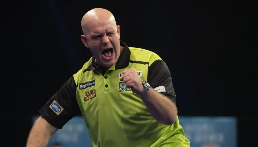 Van Gerwen behoudt ongeslagen status; Hunt als surprise mee naar laatste 16