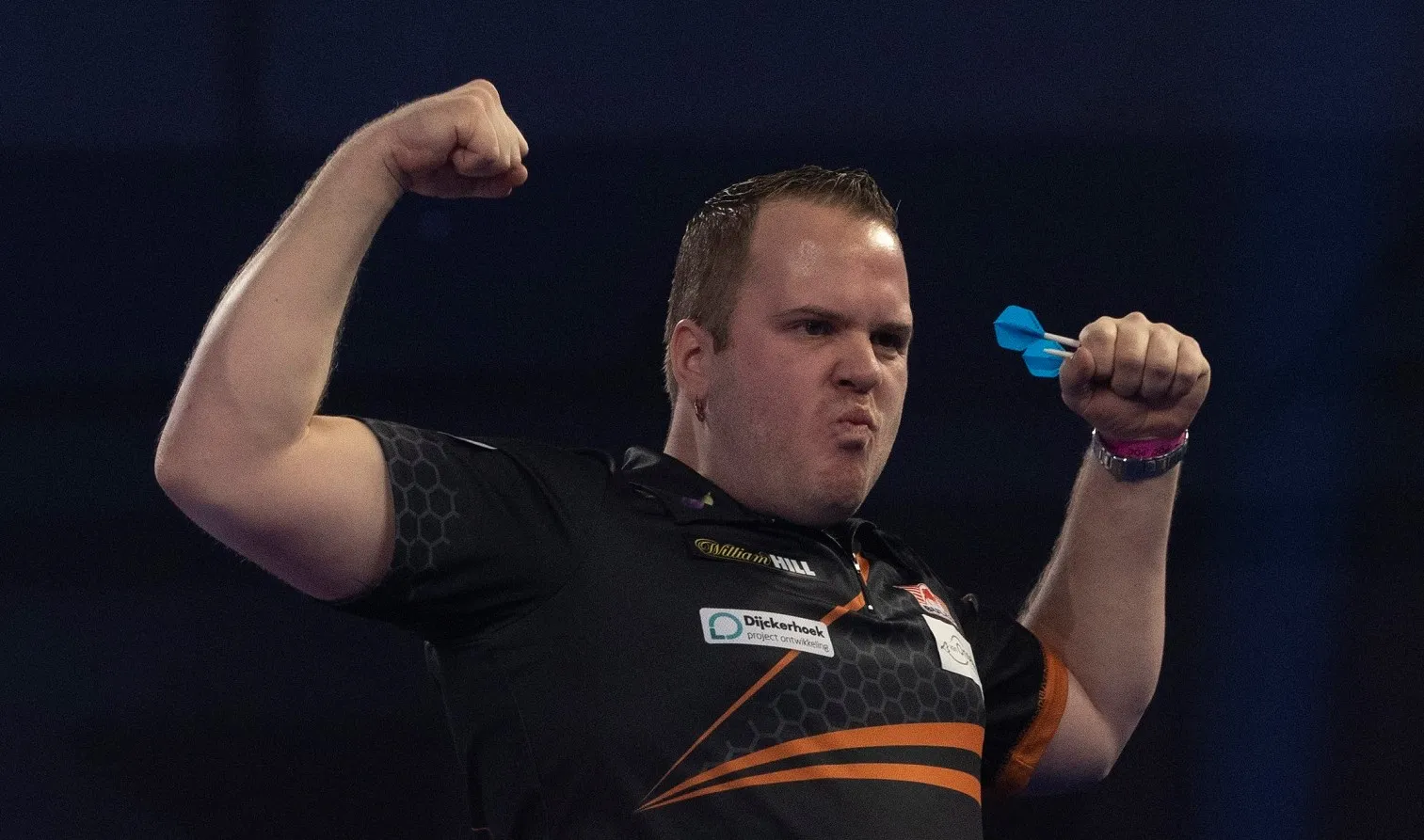 Van Duijvenbode verovert eerste PDC-titel na Nederlandse finale op Super Series