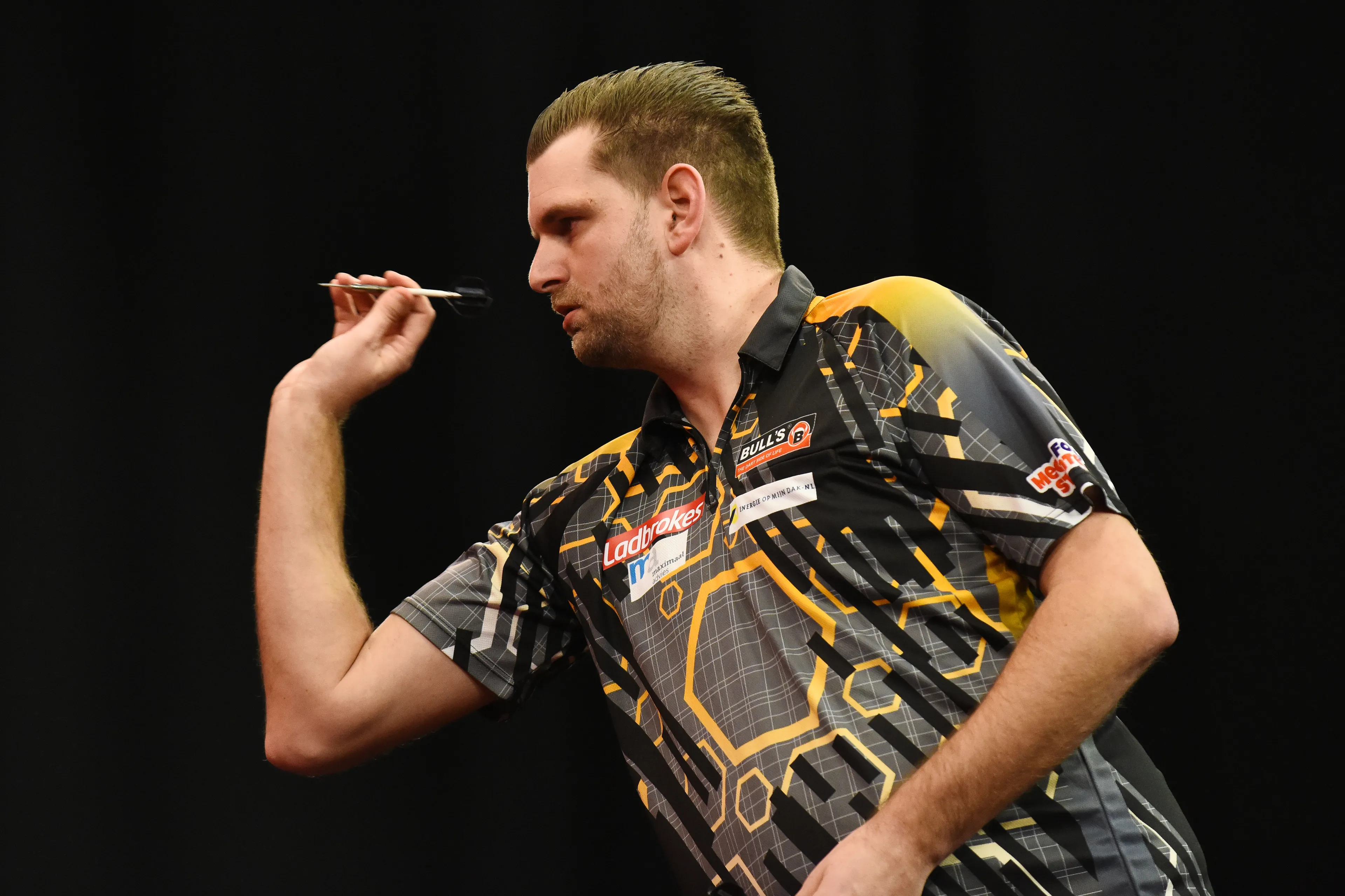 Wright grootverdiener tijdens zesde PDC Super Series, Kleermaker beste Nederlander tijdens drieluik