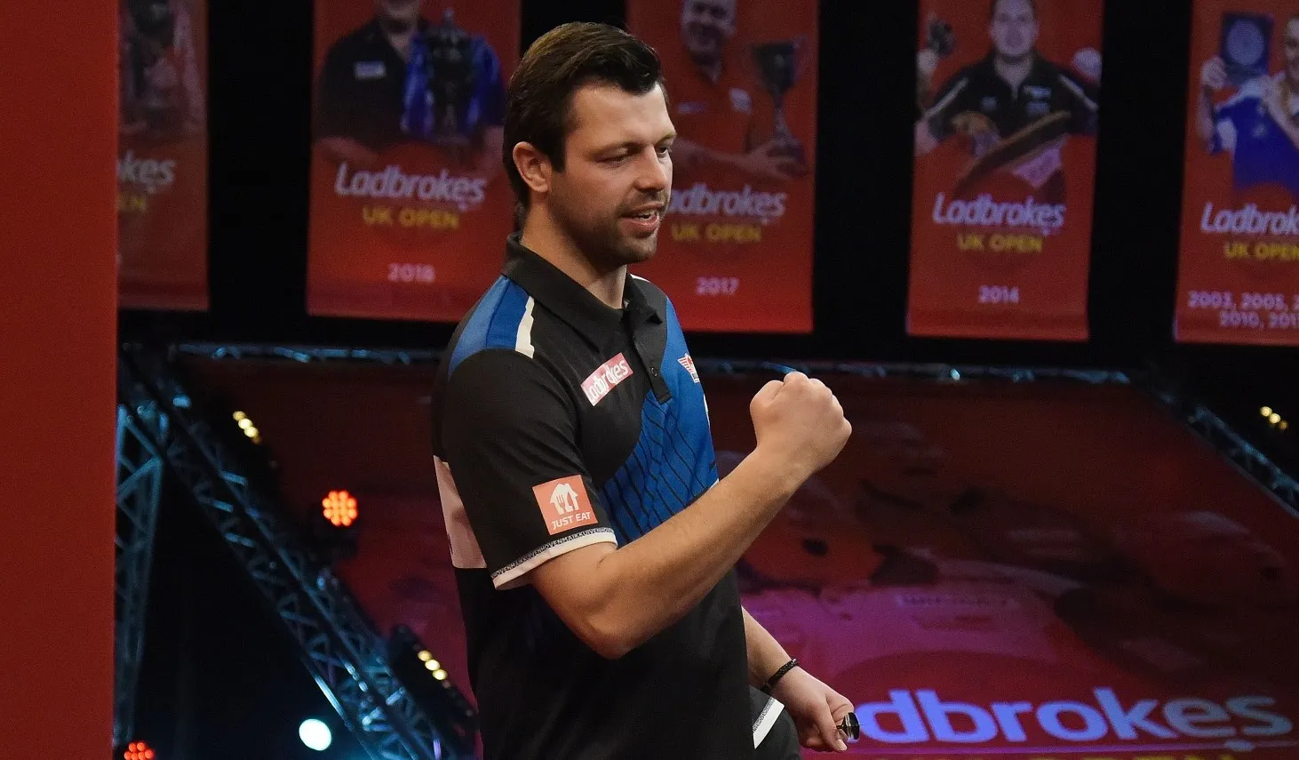 Kuivenhoven zorgt voor eerste Nederlandse zege op World Series of Darts Finals