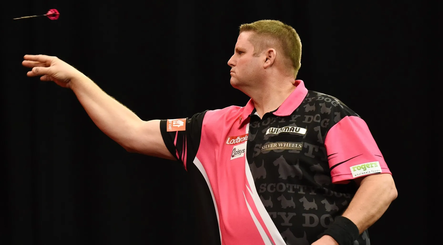 Mitchell over euforie na winnen PDC Tour Card: 'Het gaf hetzelfde gevoel als winnen van wereldtitel'