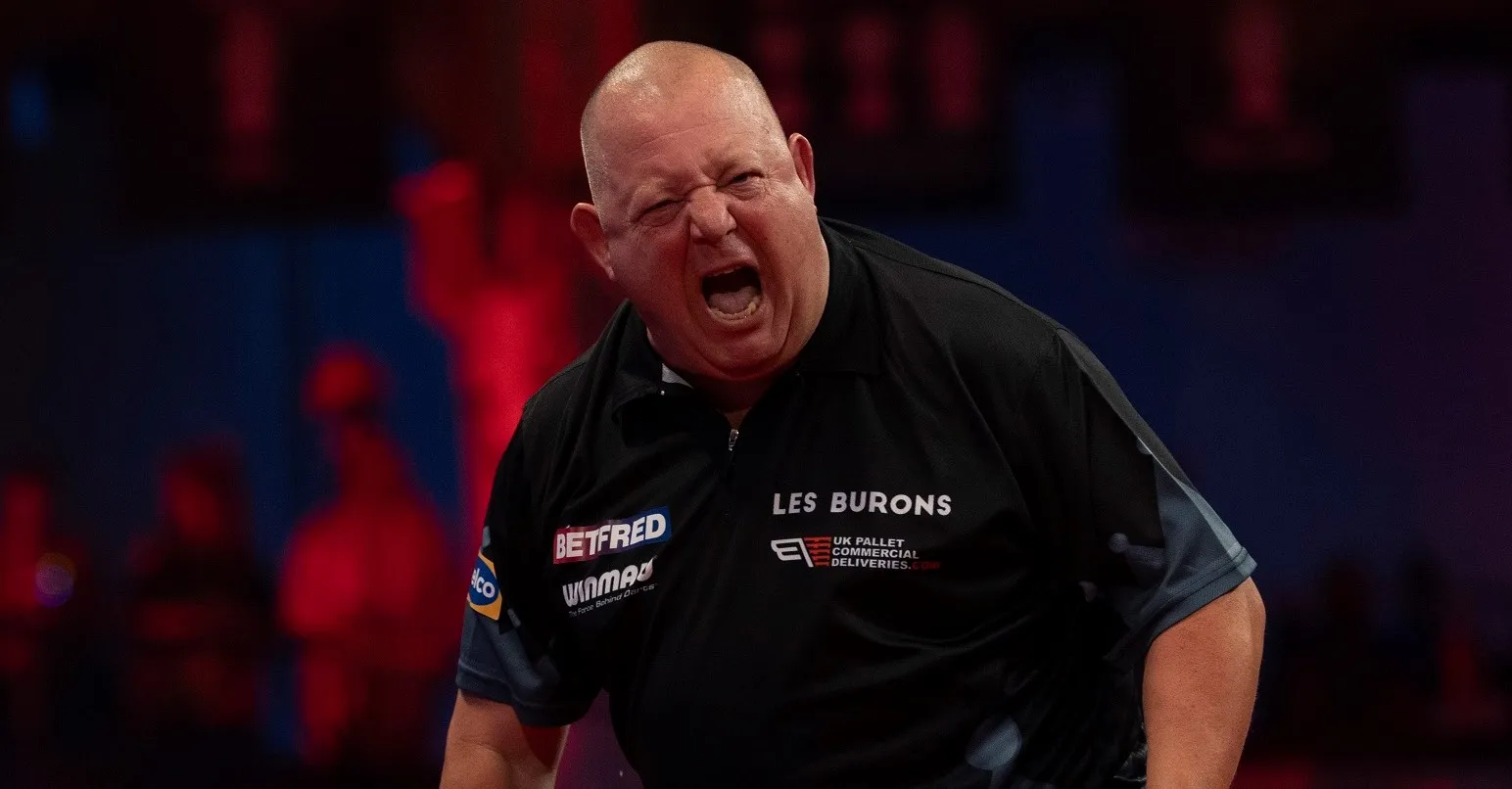Mervyn King wint na zeven jaar weer een PDC-toernooi; 'The King' slaat toe op Challenge Tour