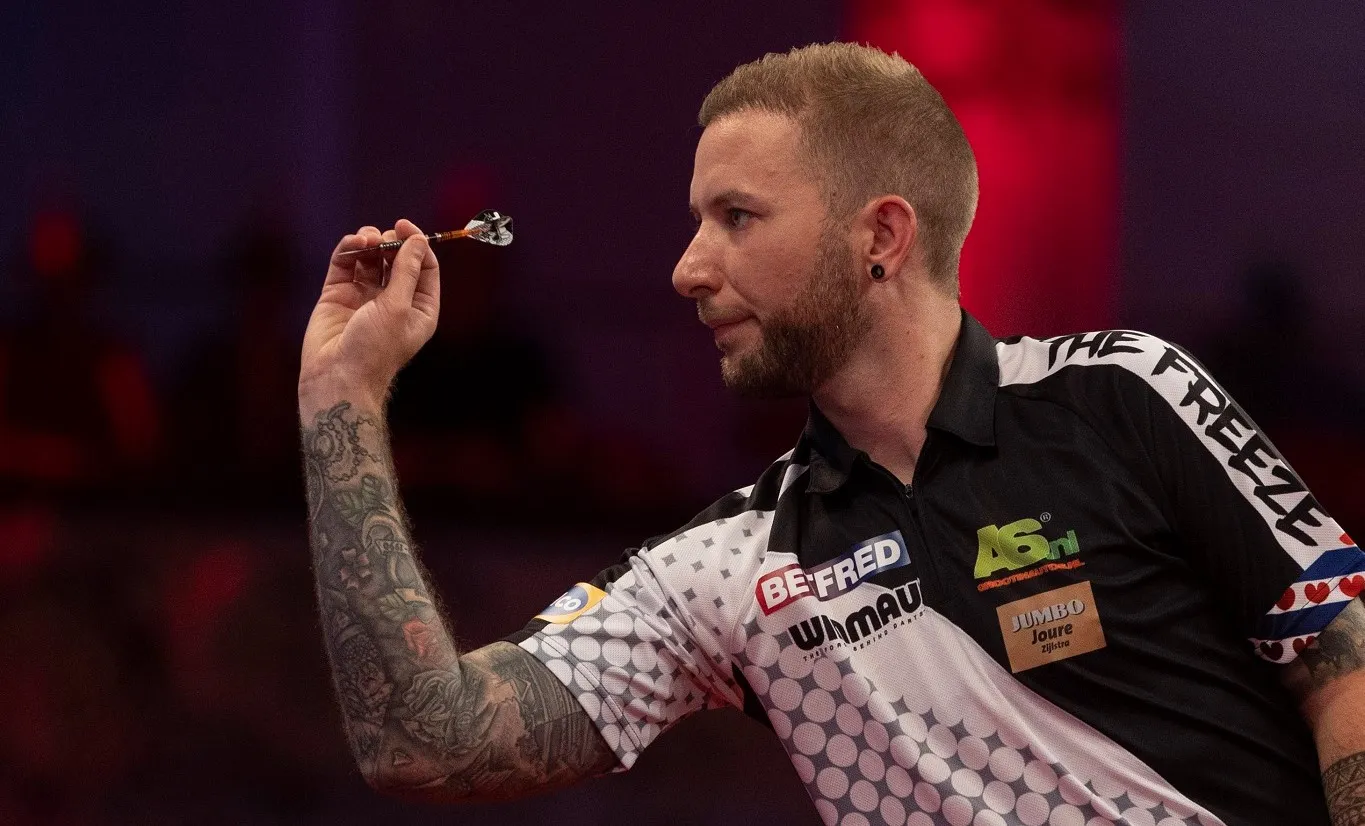 Sterke Noppert bindt ook Van der Voort aan zegekar op World Grand Prix