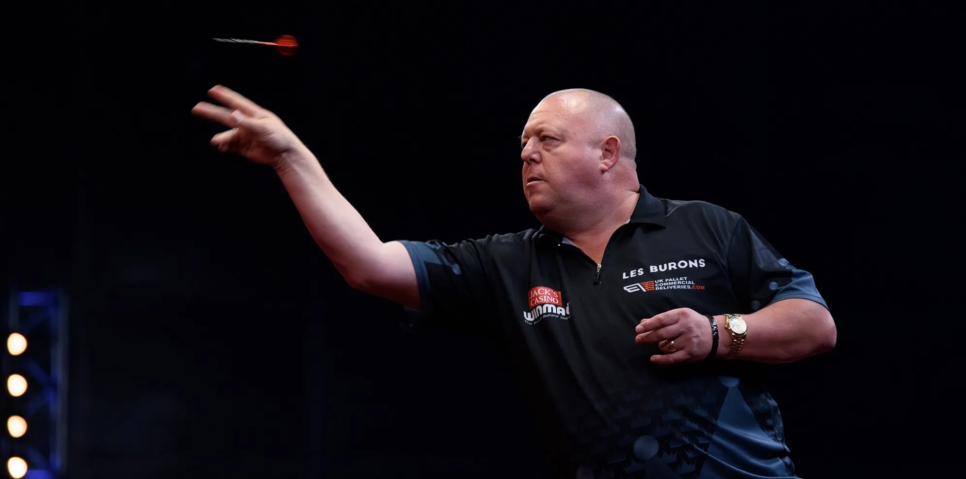 Rafferty en King pakken laatste strohalm in tweede groepsduel in Wolverhampton