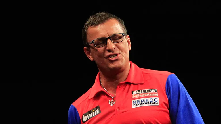 VERGETEN DARTERS: Robert 'The Magician' Wagner tovert al een tijdje niet meer