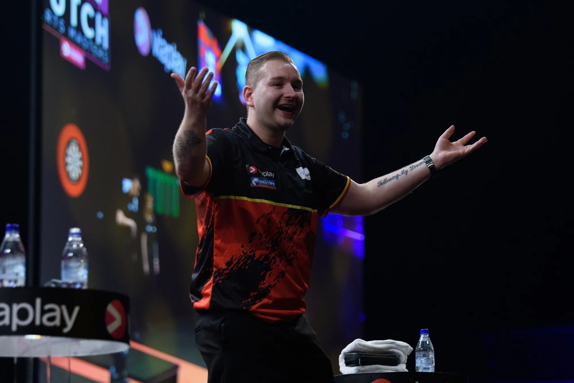 Van den Bergh houdt Van Duijvenbode van titel af bij Dutch Darts Masters