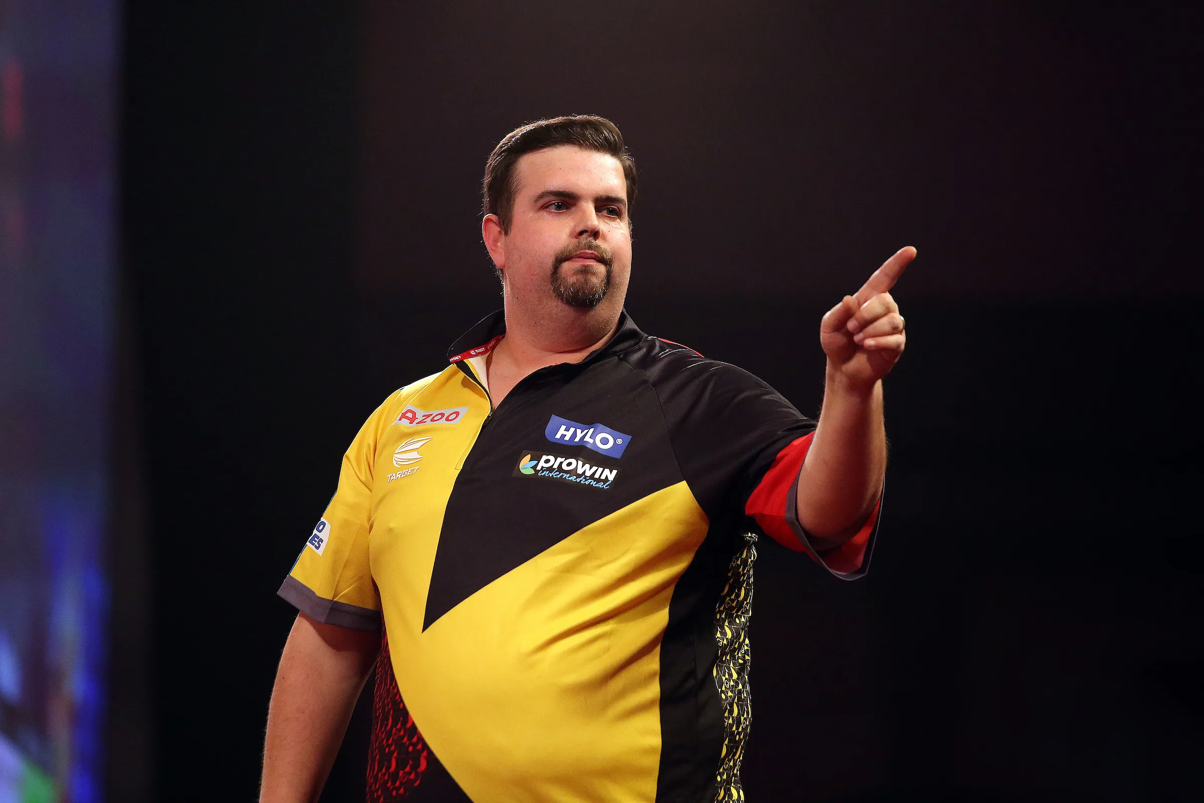 Clemens overleeft matchdart en bereikt laatste zestien na thriller tegen Williams