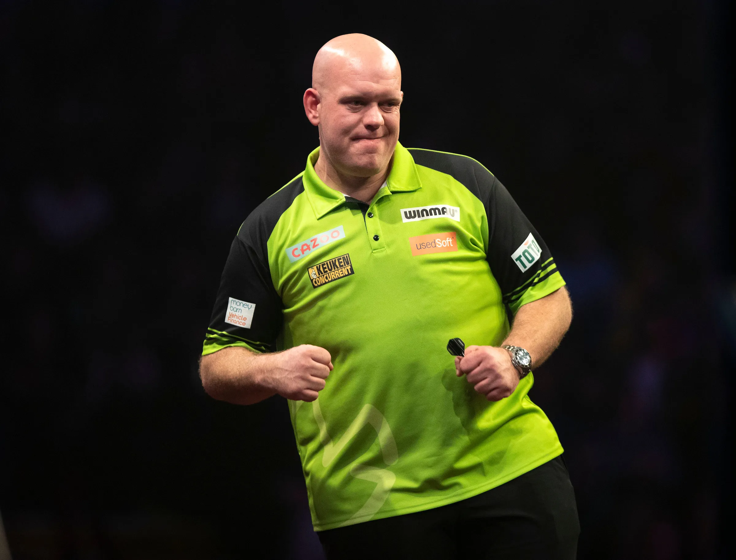 Van Gerwen rekent af met Van Barneveld in Leverkusen dankzij gemiddelde van 108