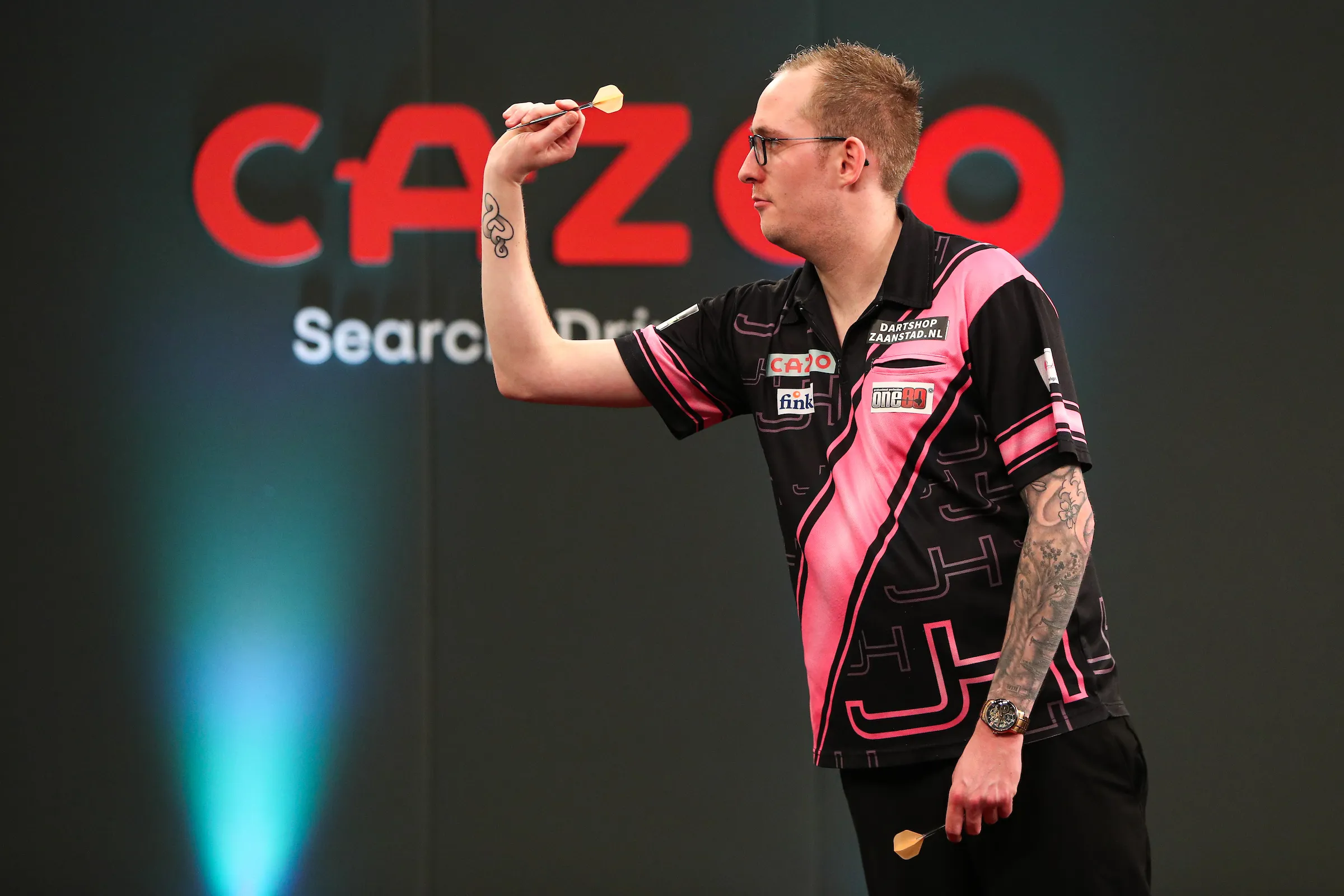 Drie Nederlandse darters betrokken bij auto-ongeluk op weg naar UK Open