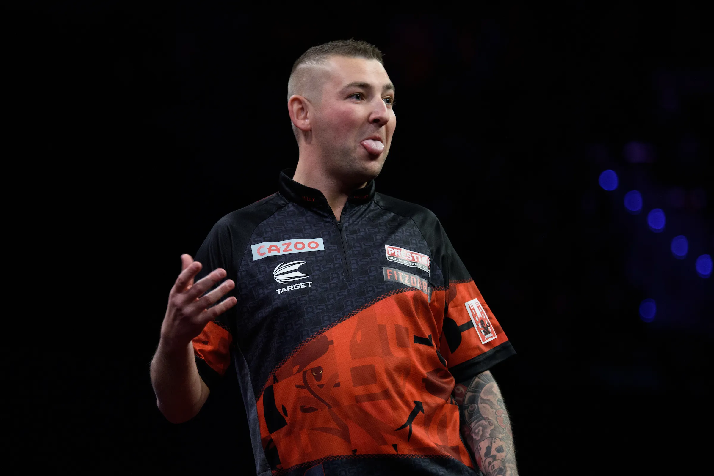 Aspinall heeft de rollen omgedraaid in Premier League: ''Spelers moeten nu op mij jagen, niet andersom''