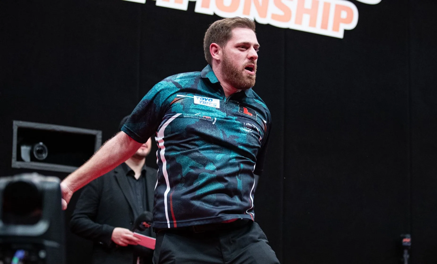 Van Peer overwon darteritus: "Kan het woord eigenlijk niet meer uitspreken, maar ben het bewijs dat je dit kan overwinnen"