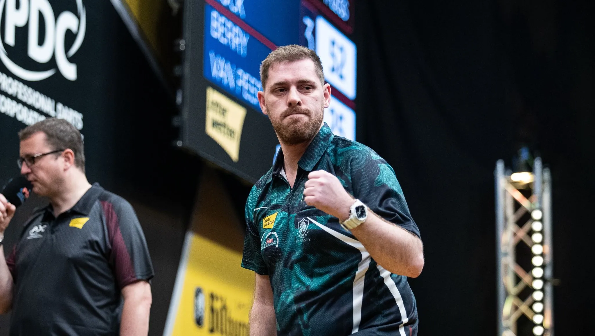 Van Peer evenaart titelrecord op PDC Challenge Tour