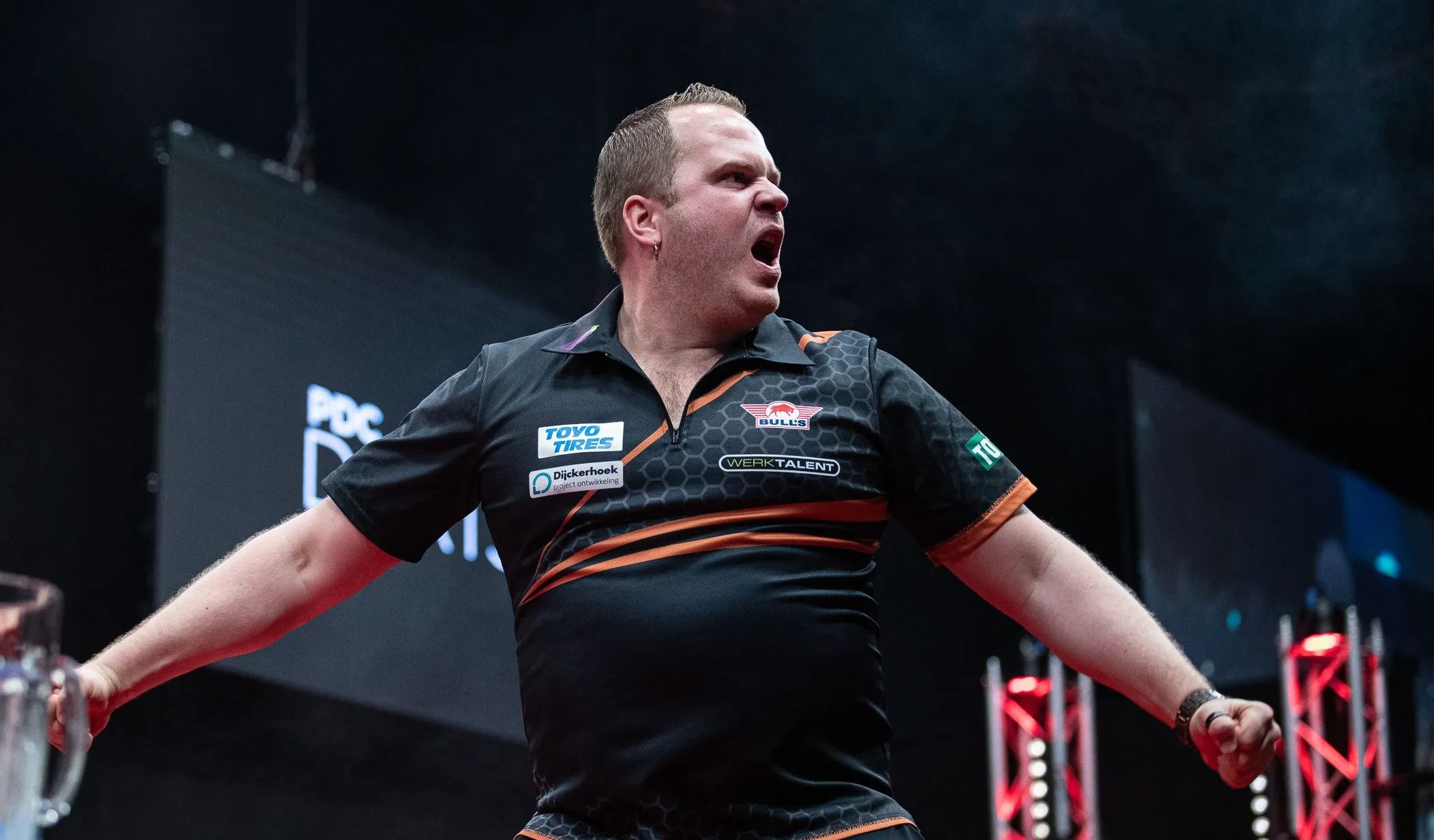 Wade verliest met 109 gemiddeld; Van Duijvenbode en Humphries naar finale in Trier