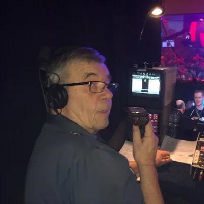 VERGETEN DARTERS: Tony Green: Iconische dartscommentator die getuige was van de eerste negendarter op een WK