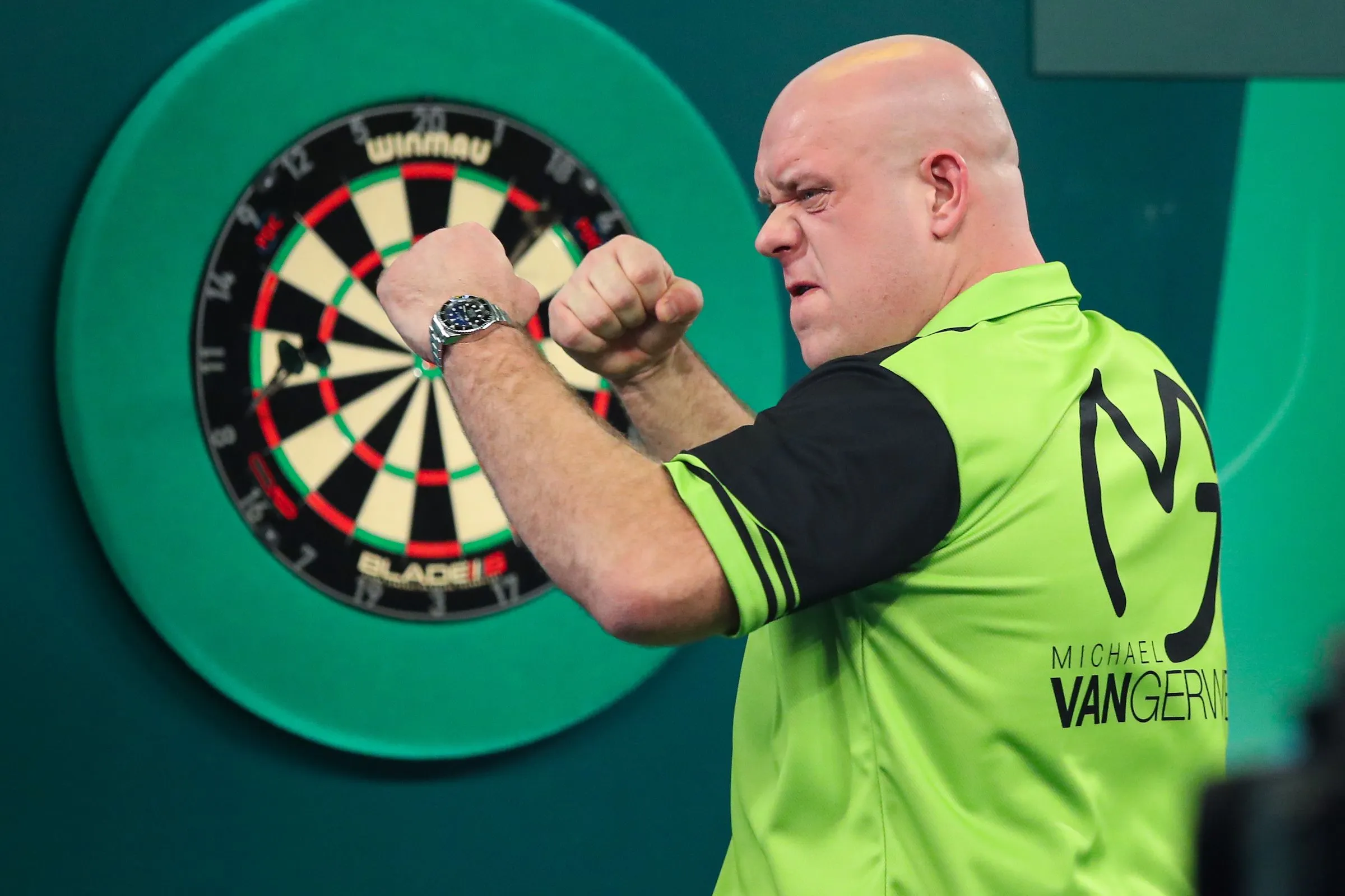 Loting WK Darts 2025: Van Gerwen start tegen Hurrell of Long, Nederlandse clash tussen Doets en Van Leuven