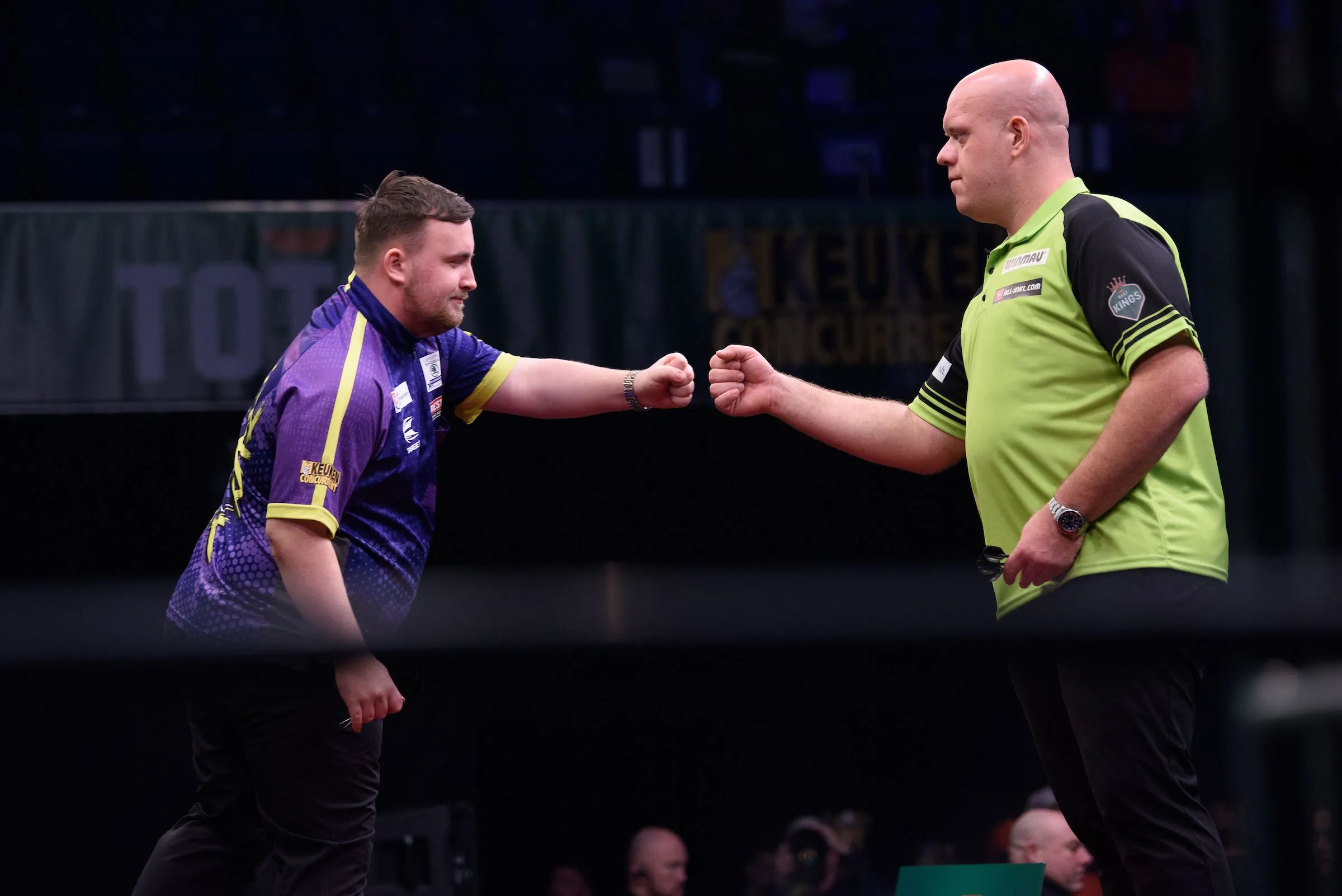 ''Als ik Luke was zou ik mijn mond houden'' - Phil Taylor raadt Luke Littler aan om Michael van Gerwen niet uit te dagen