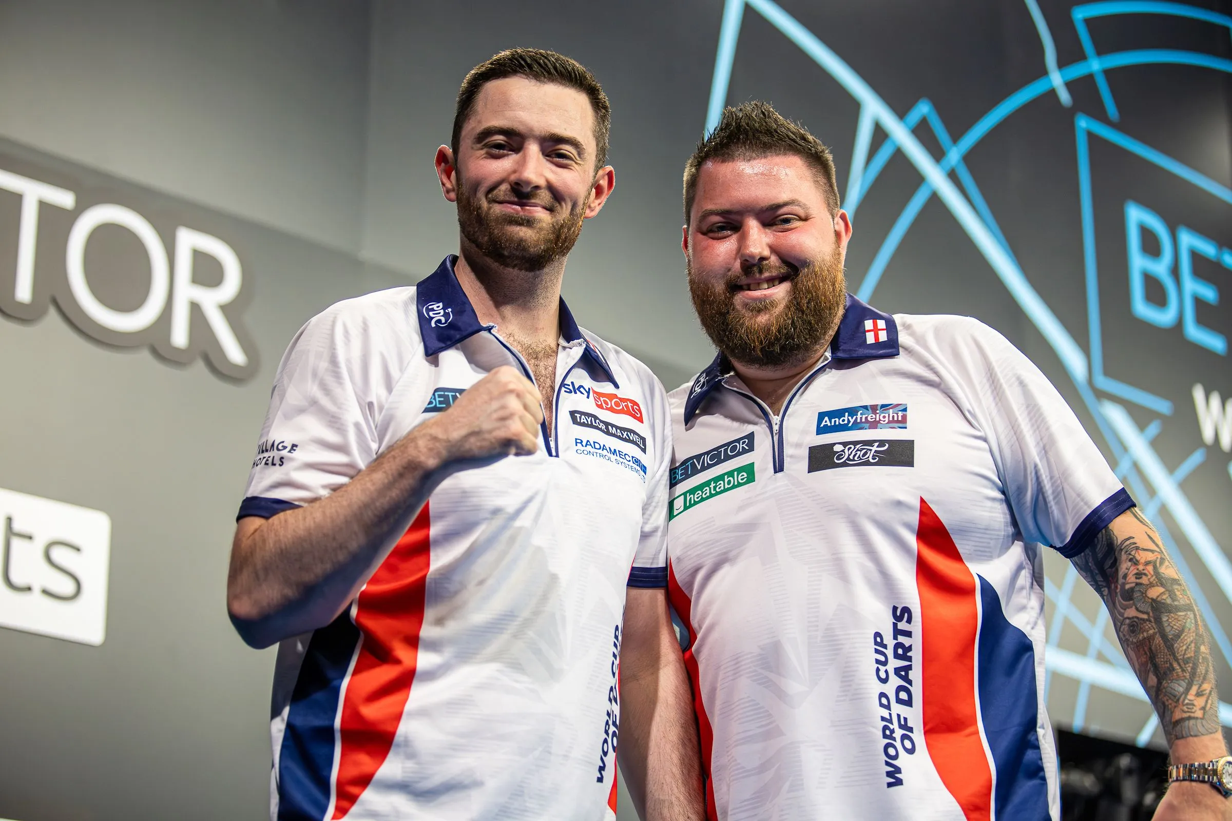 Engeland pakt dankzij excellerende Luke Humphries de titel op World Cup of Darts