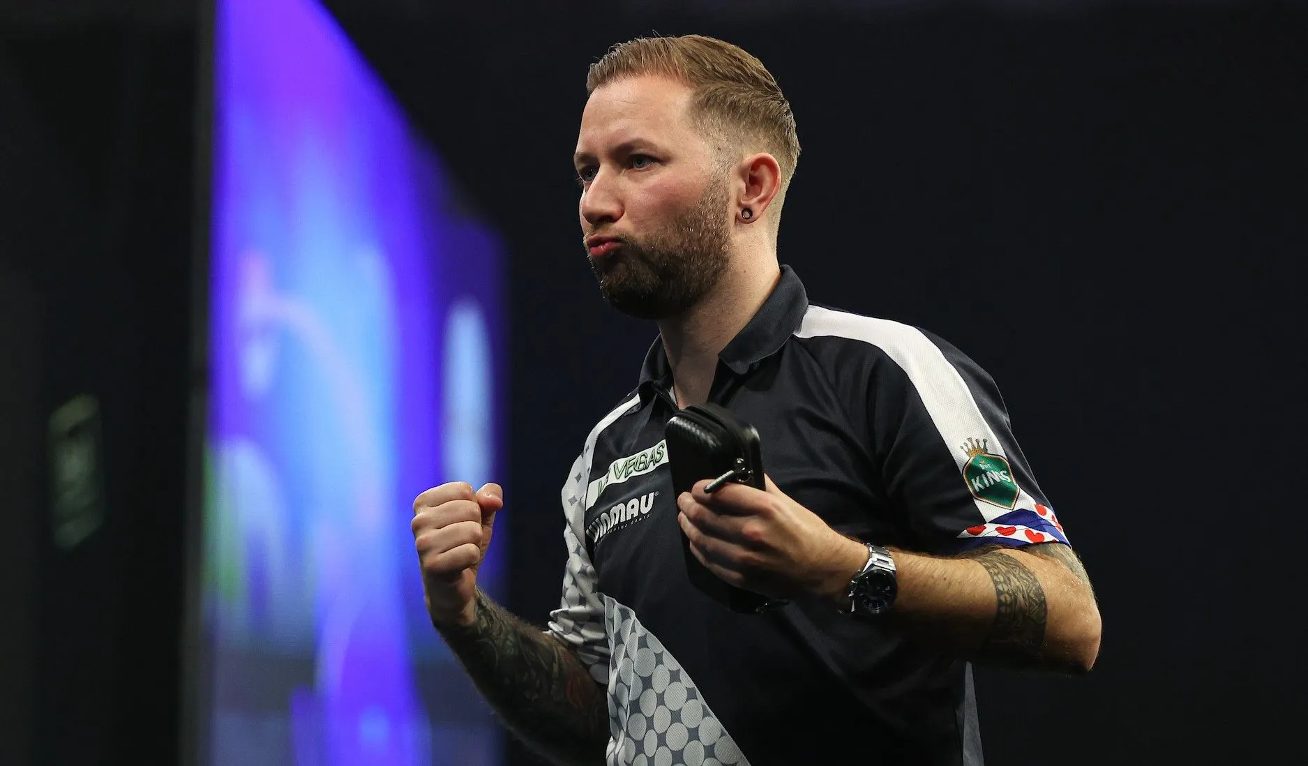 Danny Noppert schakelt Michael Smith uit op Winmau World Masters; Stephen Bunting en Luke Humphries winnen moeizaam