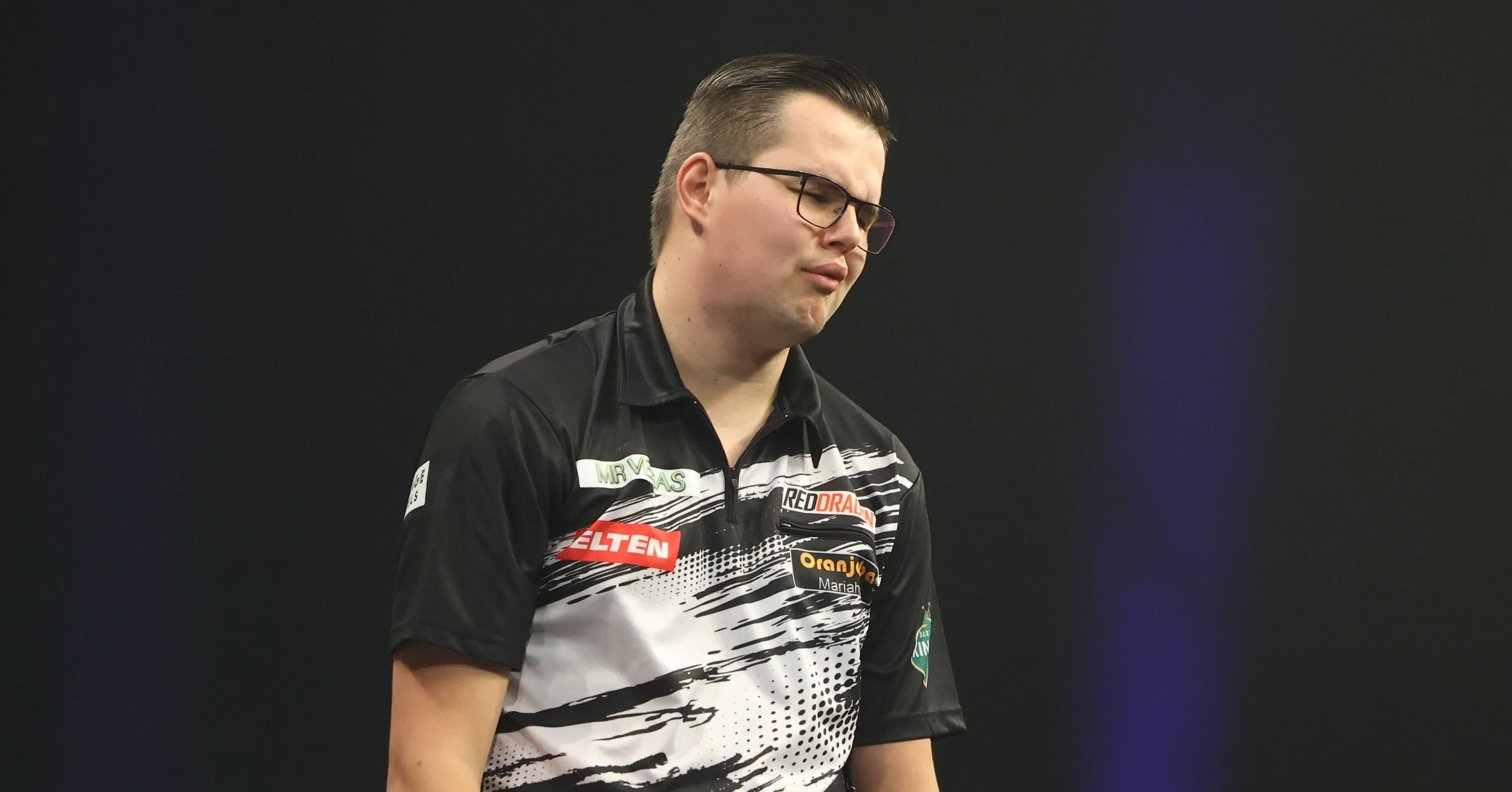 Gian van Veen is de volgende Nederlander die vroegtijdig wordt uitgeschakeld op WK Darts